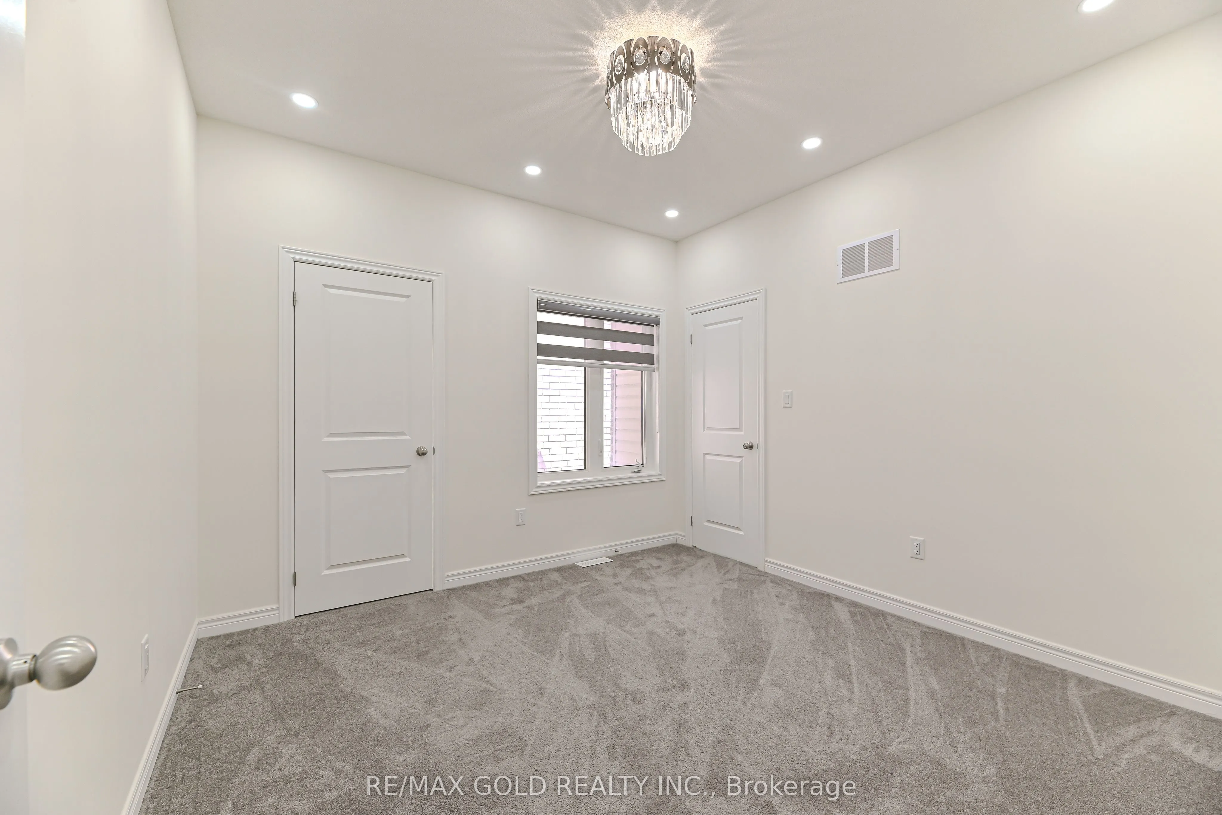 59 Cobriza Crescent