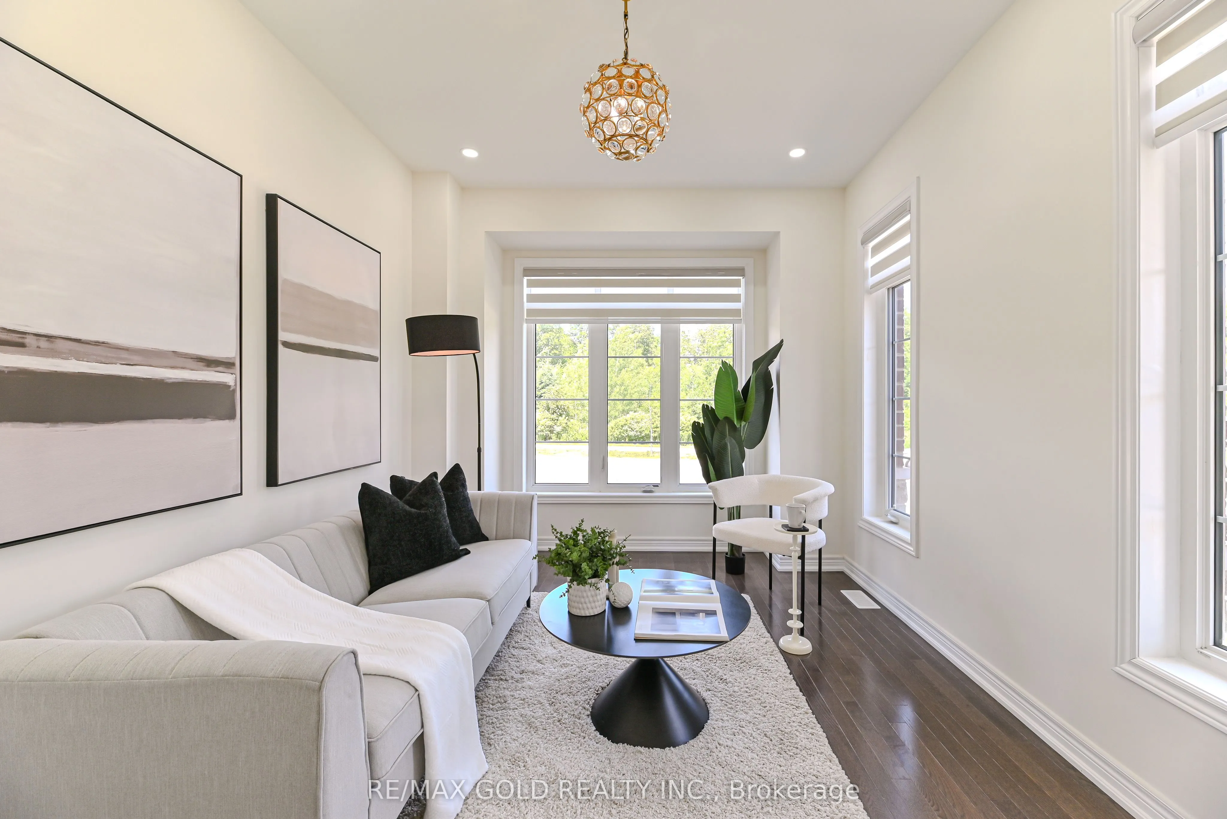 59 Cobriza Crescent