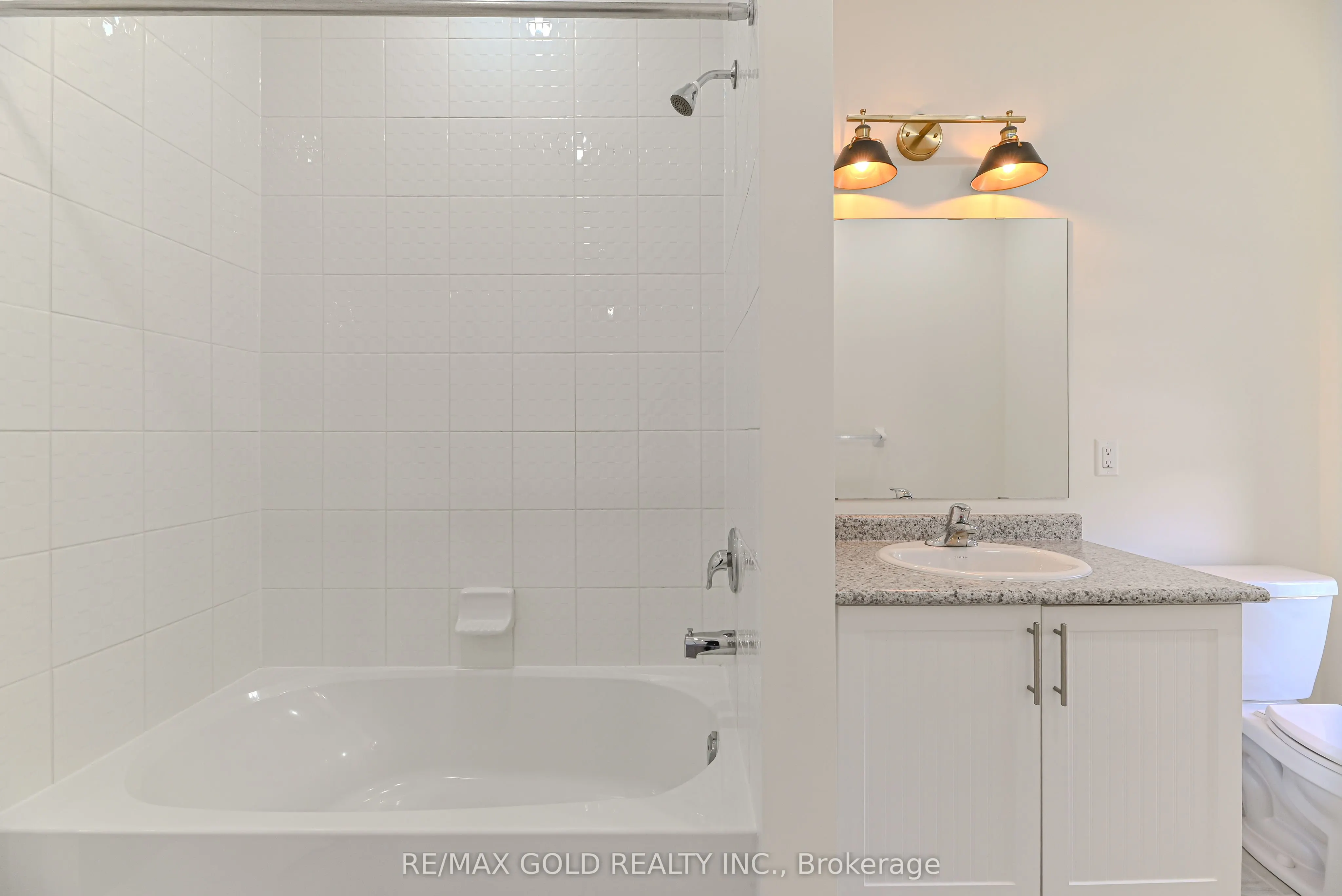 59 Cobriza Crescent