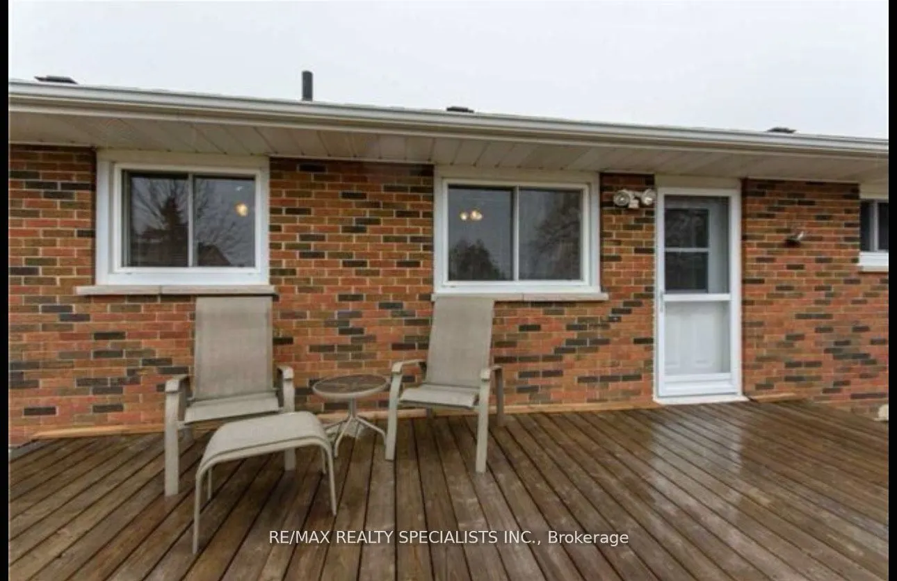 10704 Trafalgar Road