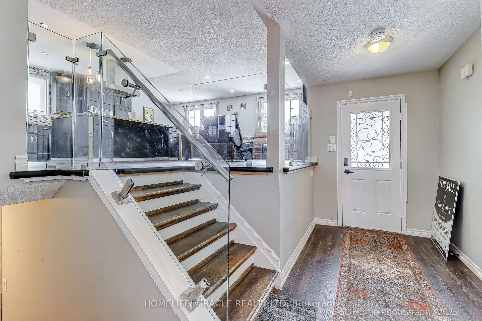 82 Goldgate Crescent
