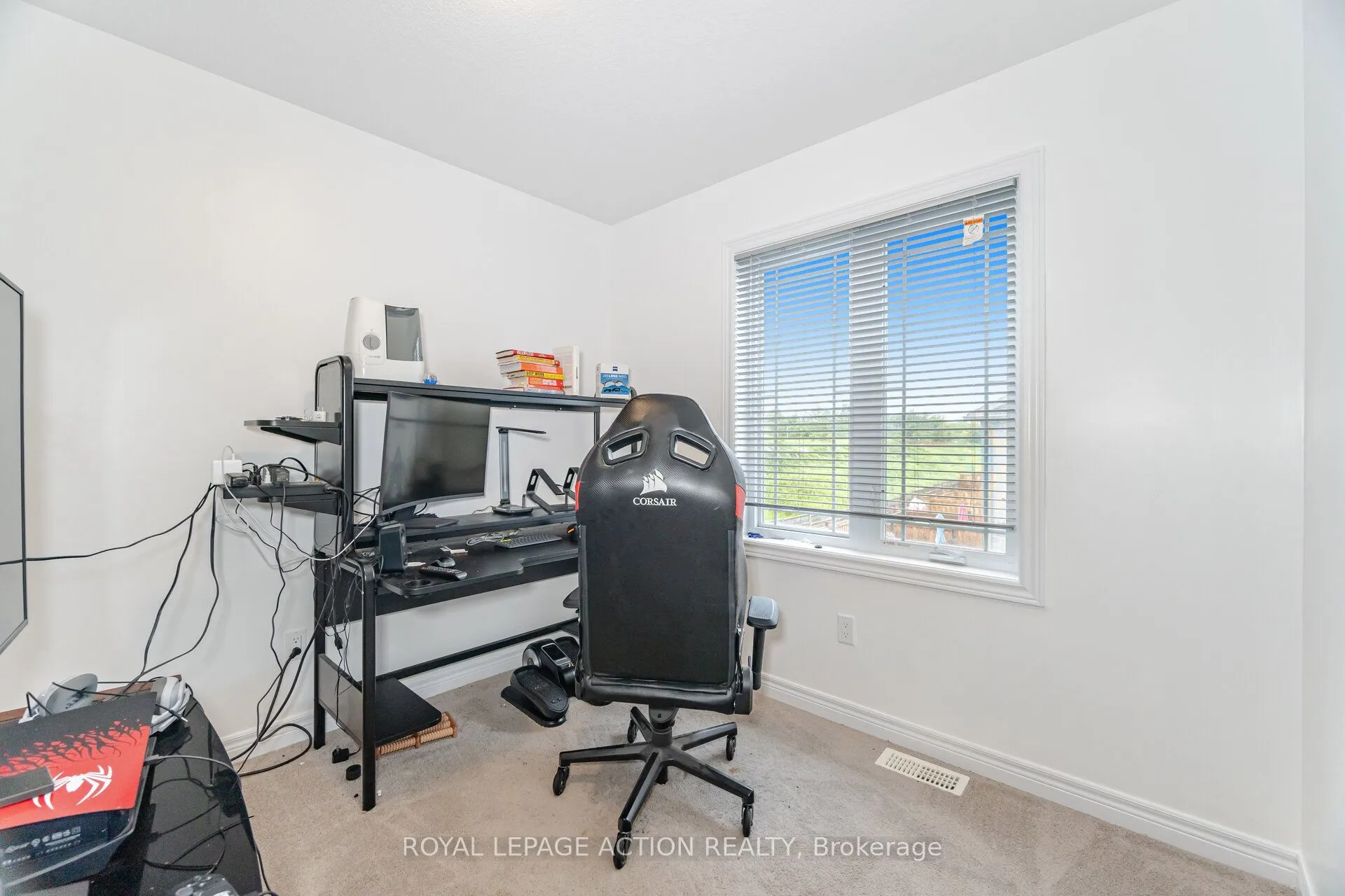 124 Parkinson Crescent, #11