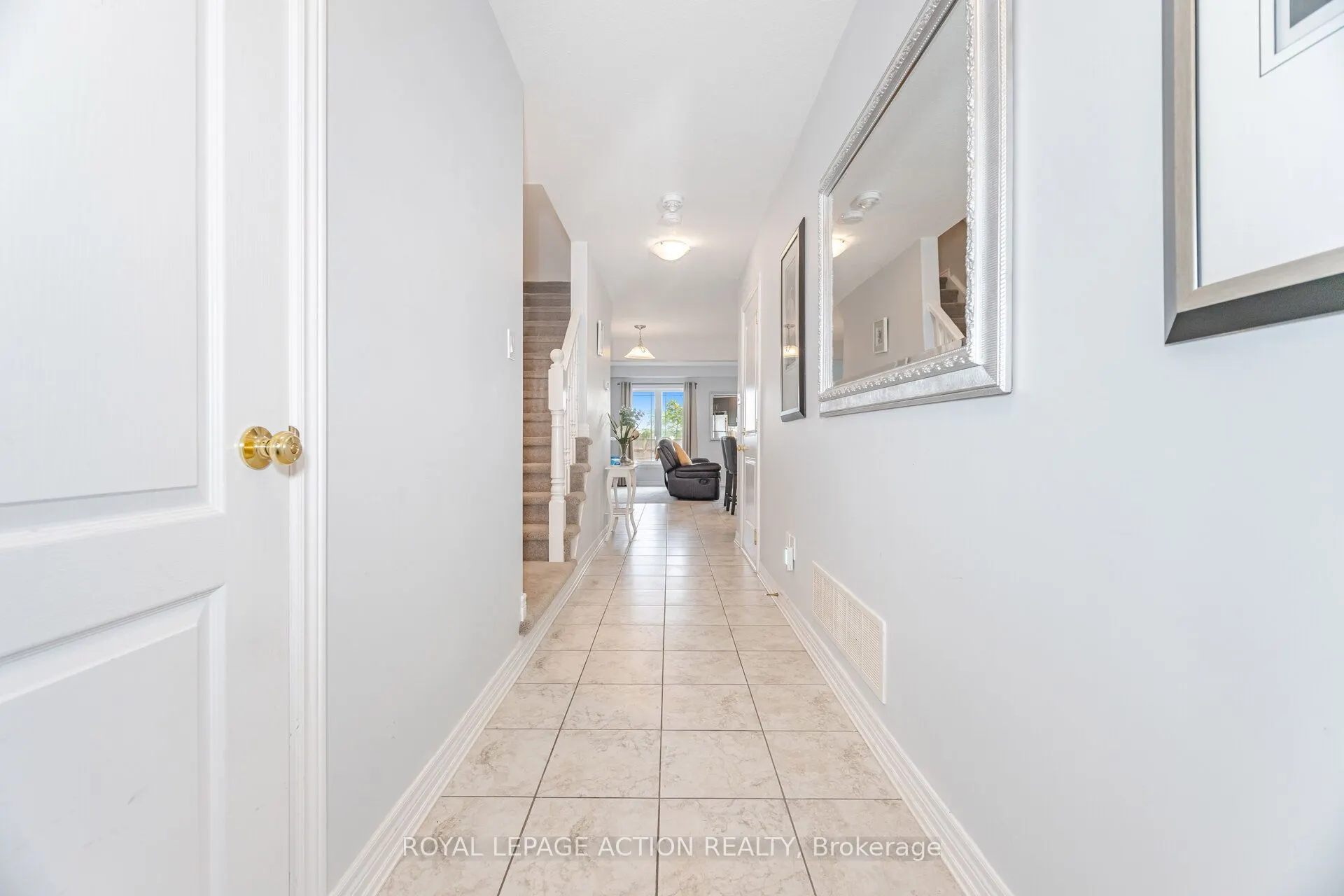 124 Parkinson Crescent, #11