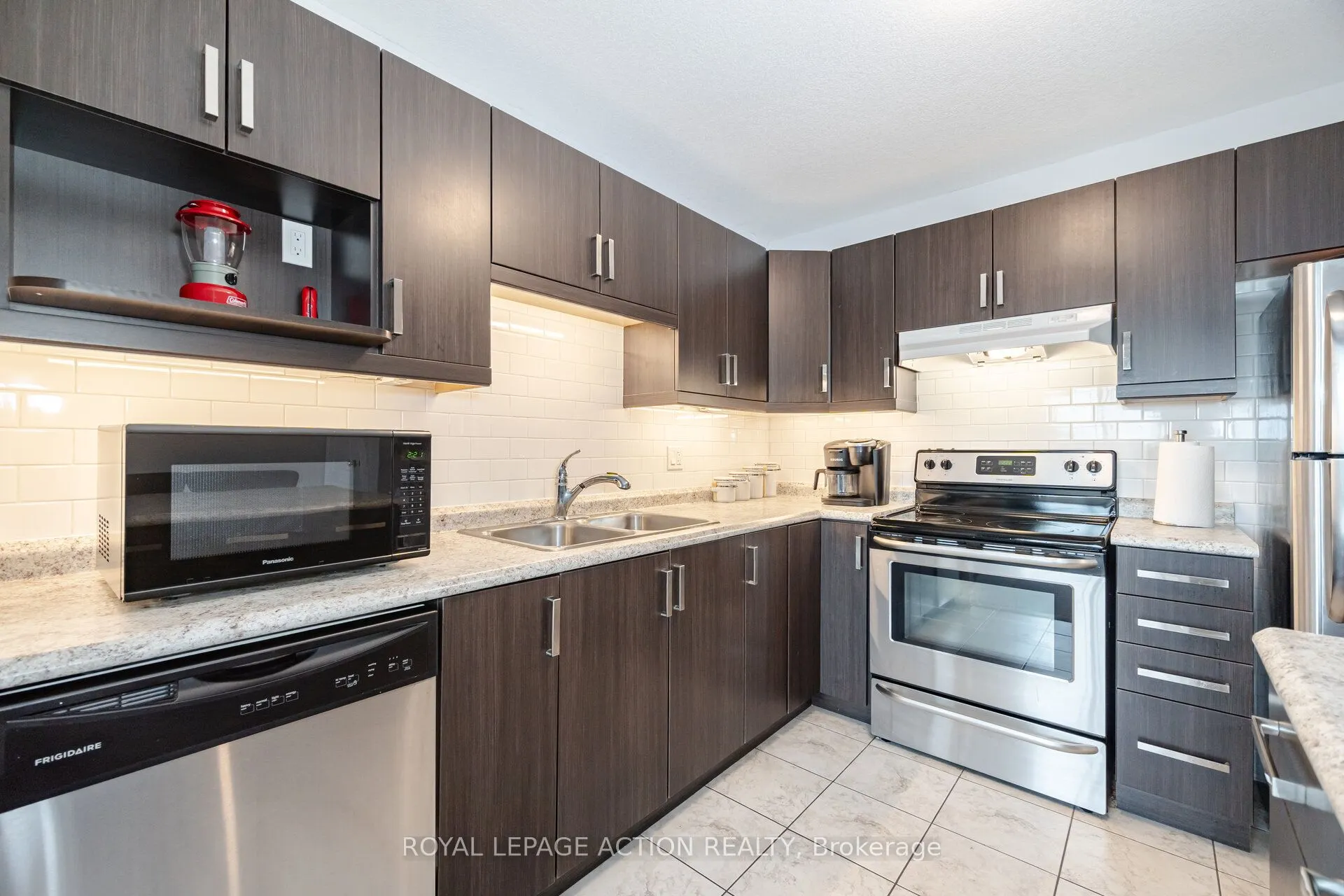 124 Parkinson Crescent, #11