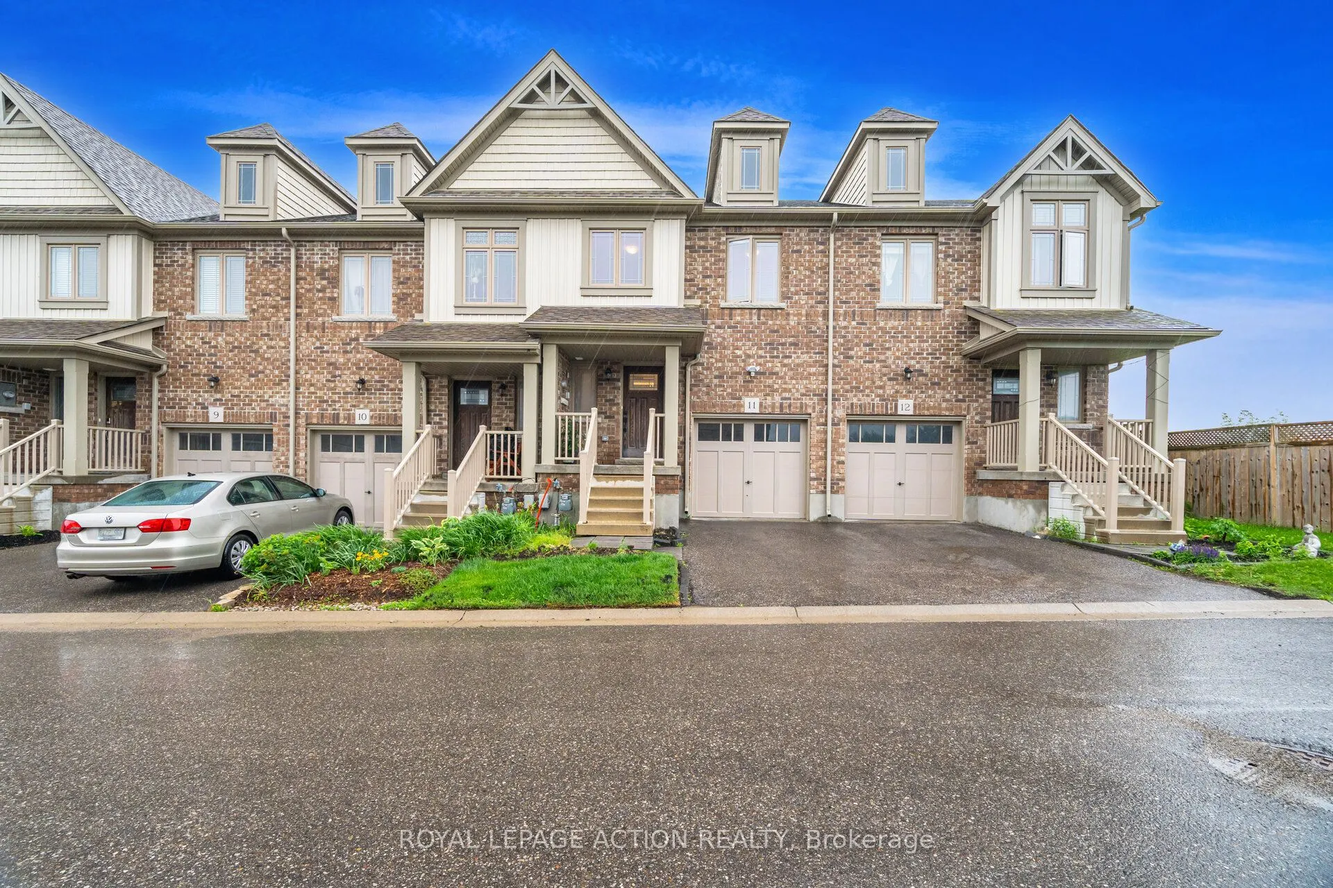 124 Parkinson Crescent, #11