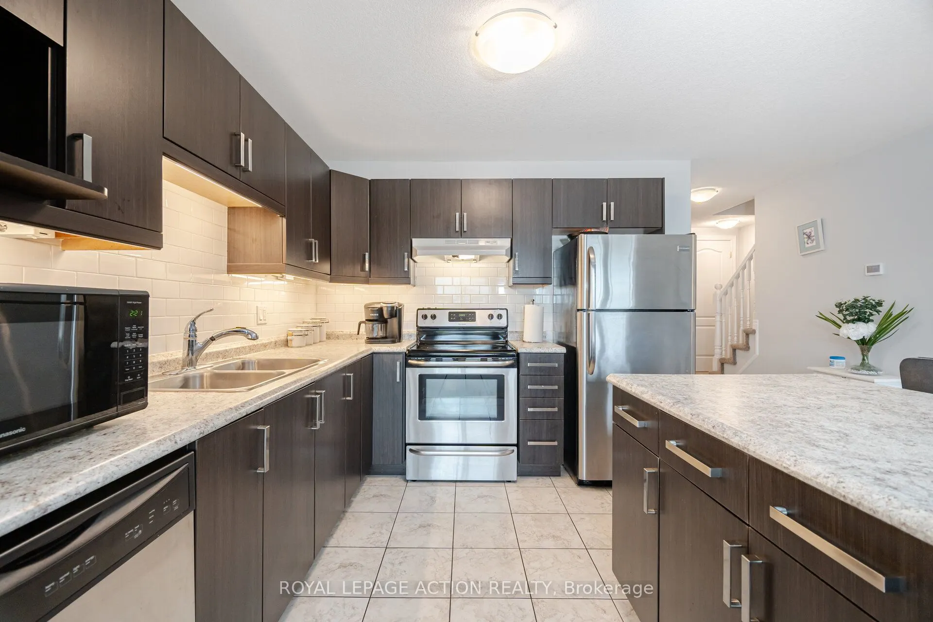 124 Parkinson Crescent, #11