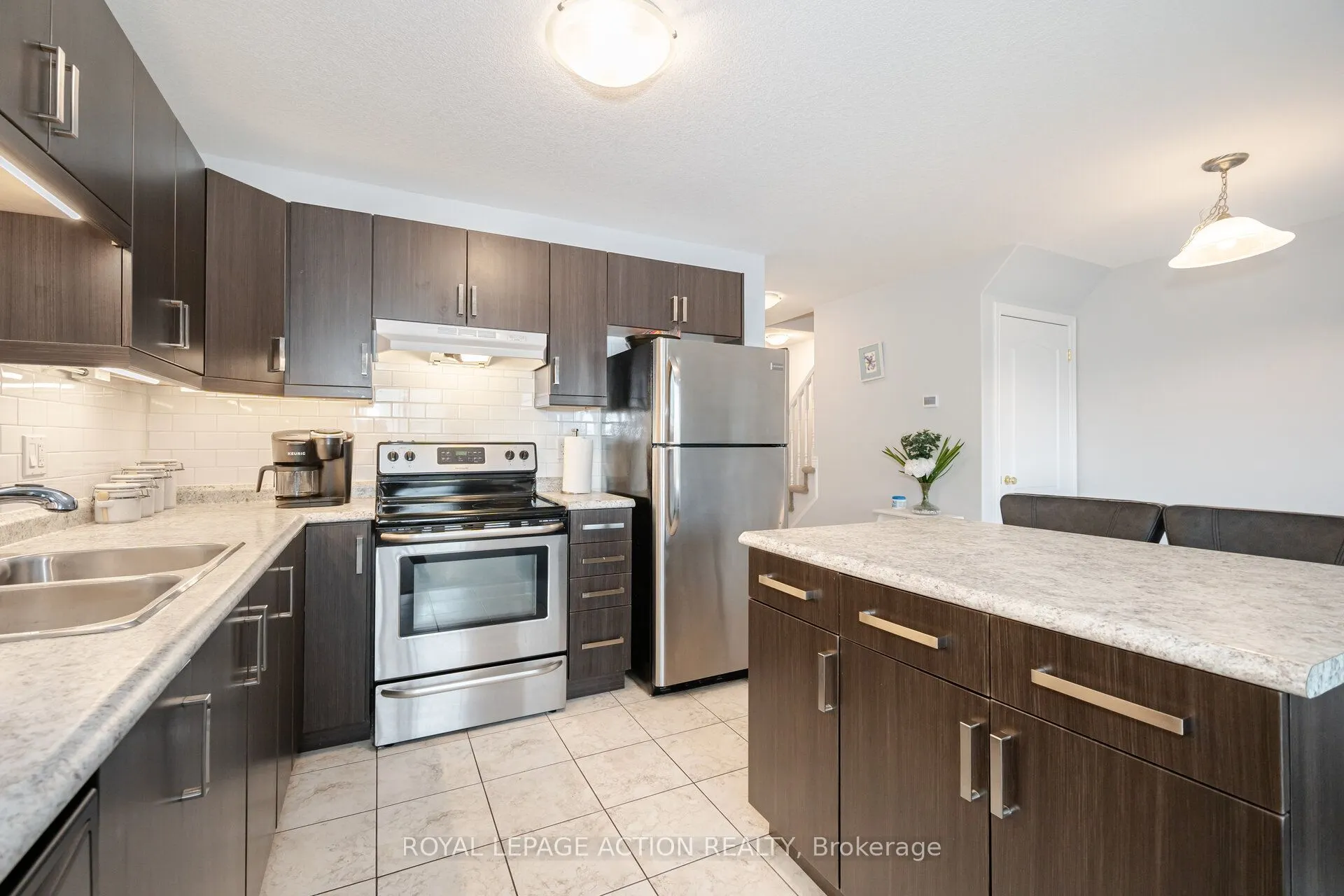 124 Parkinson Crescent, #11