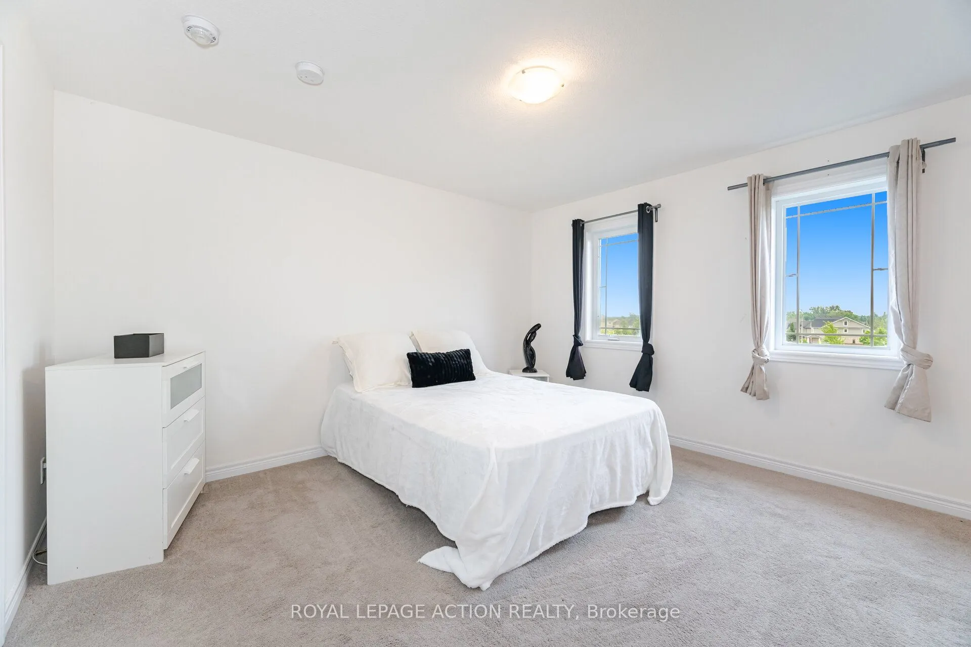 124 Parkinson Crescent, #11