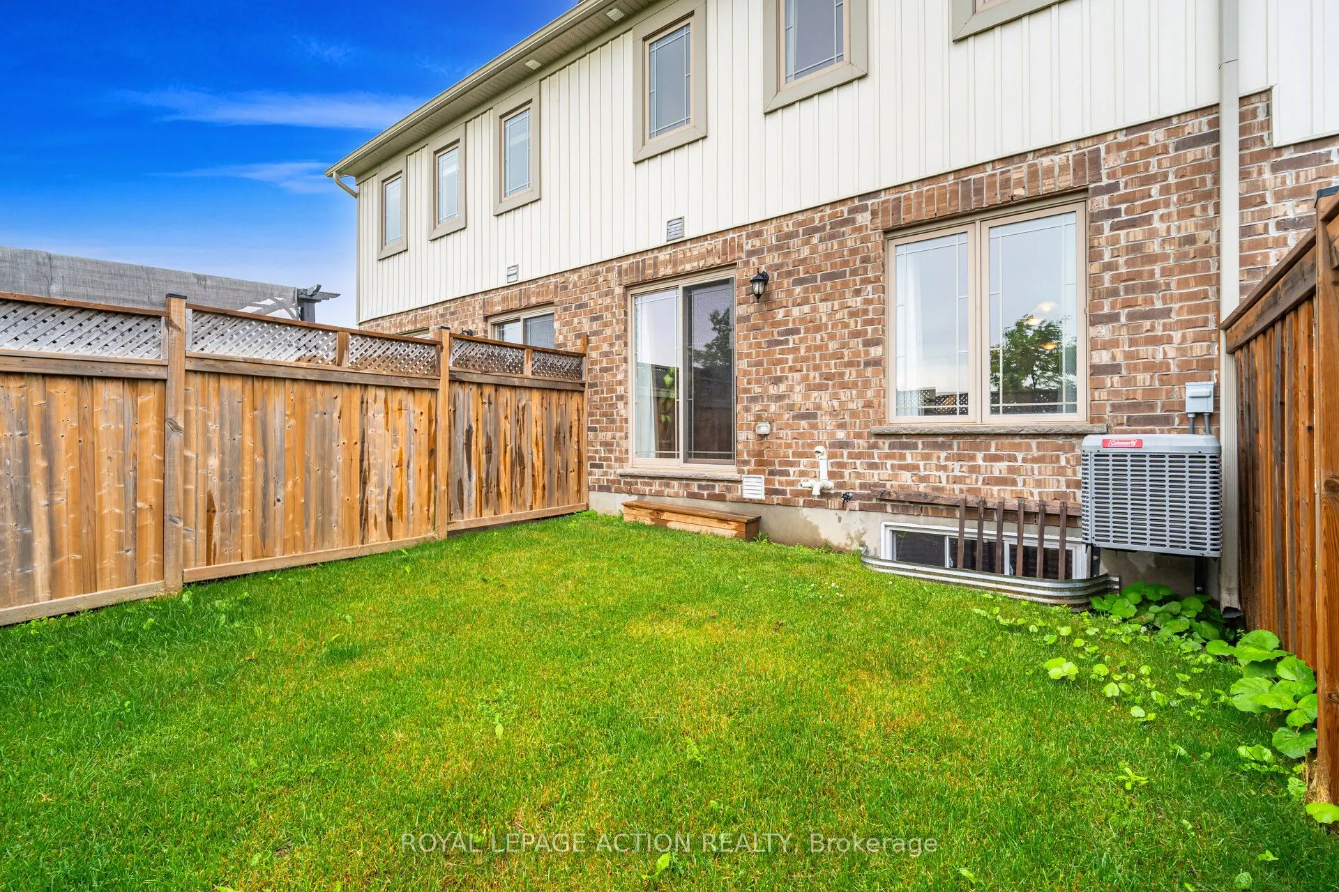 124 Parkinson Crescent, #11