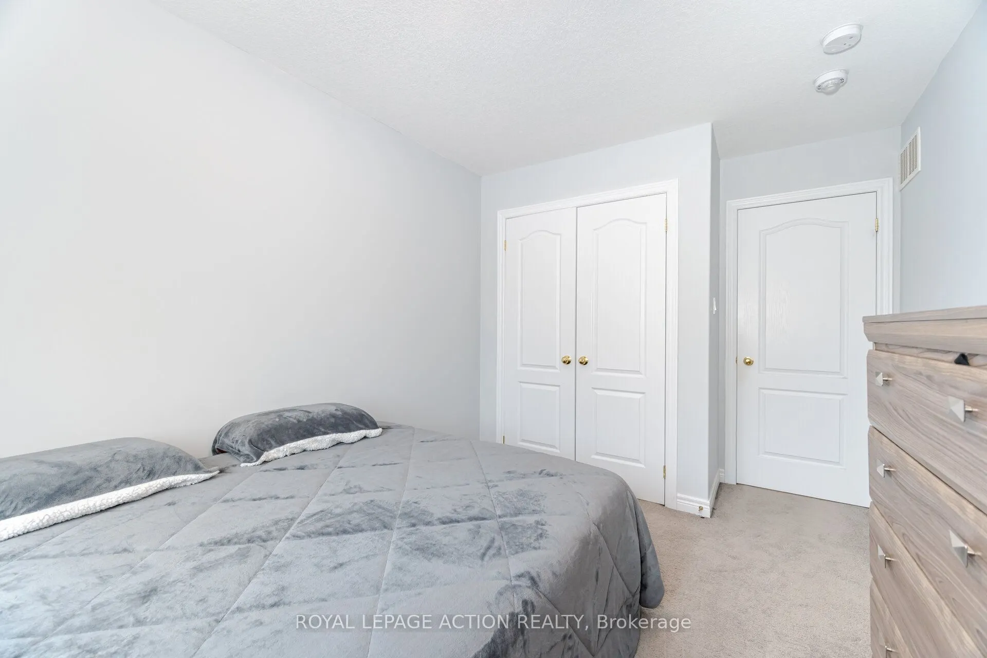 124 Parkinson Crescent, #11