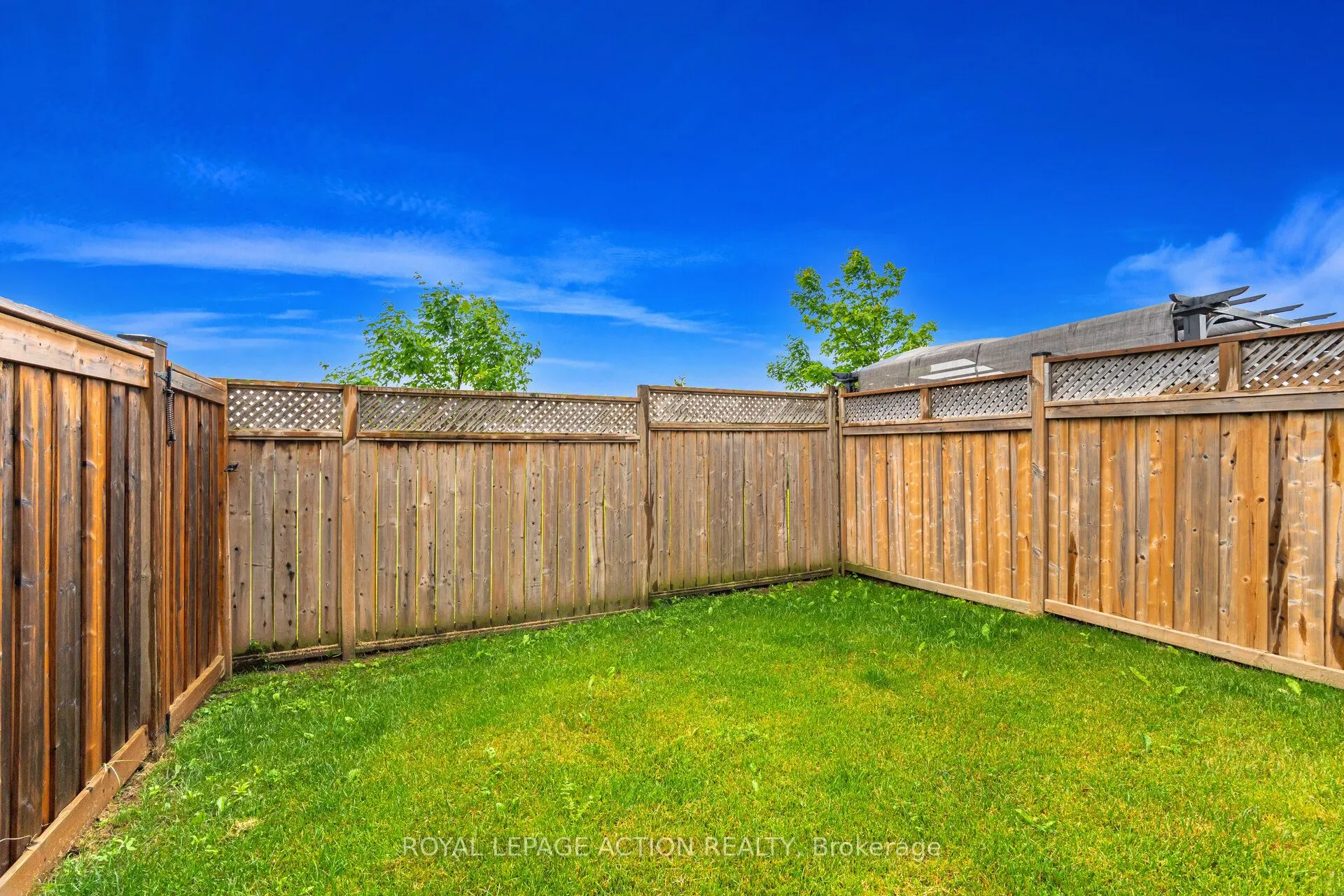 124 Parkinson Crescent, #11