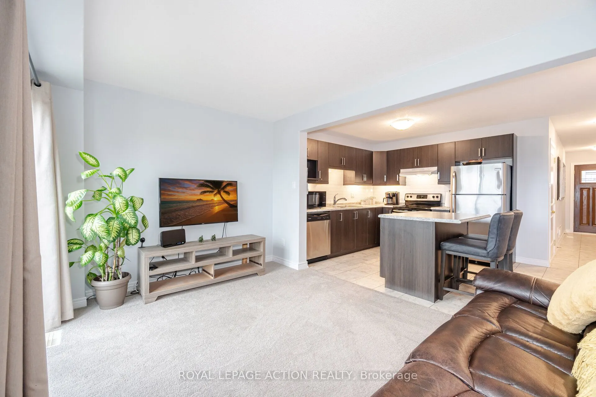124 Parkinson Crescent, #11