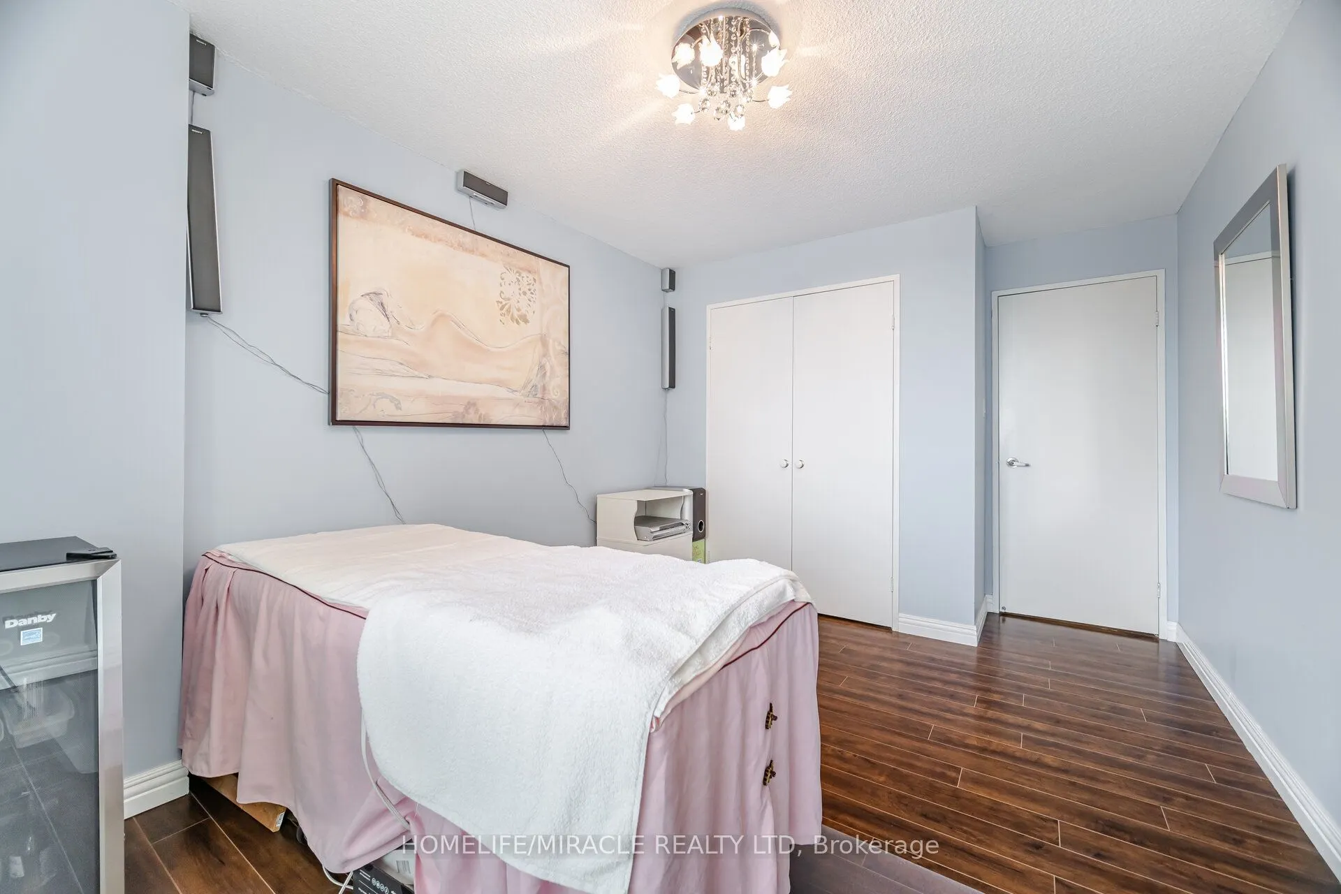 1320 Mississauga valley Boulevard, #515