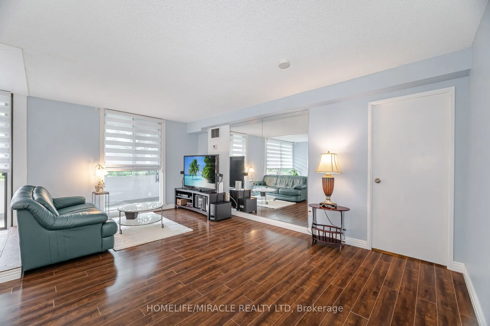 1320 Mississauga valley Boulevard, #515