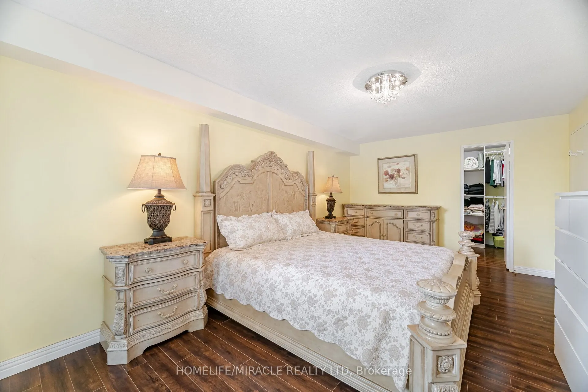 1320 Mississauga valley Boulevard, #515