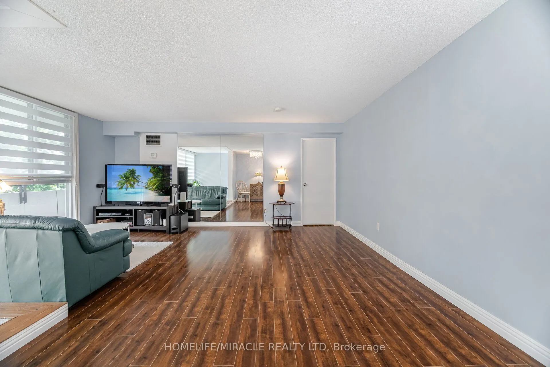 1320 Mississauga valley Boulevard, #515