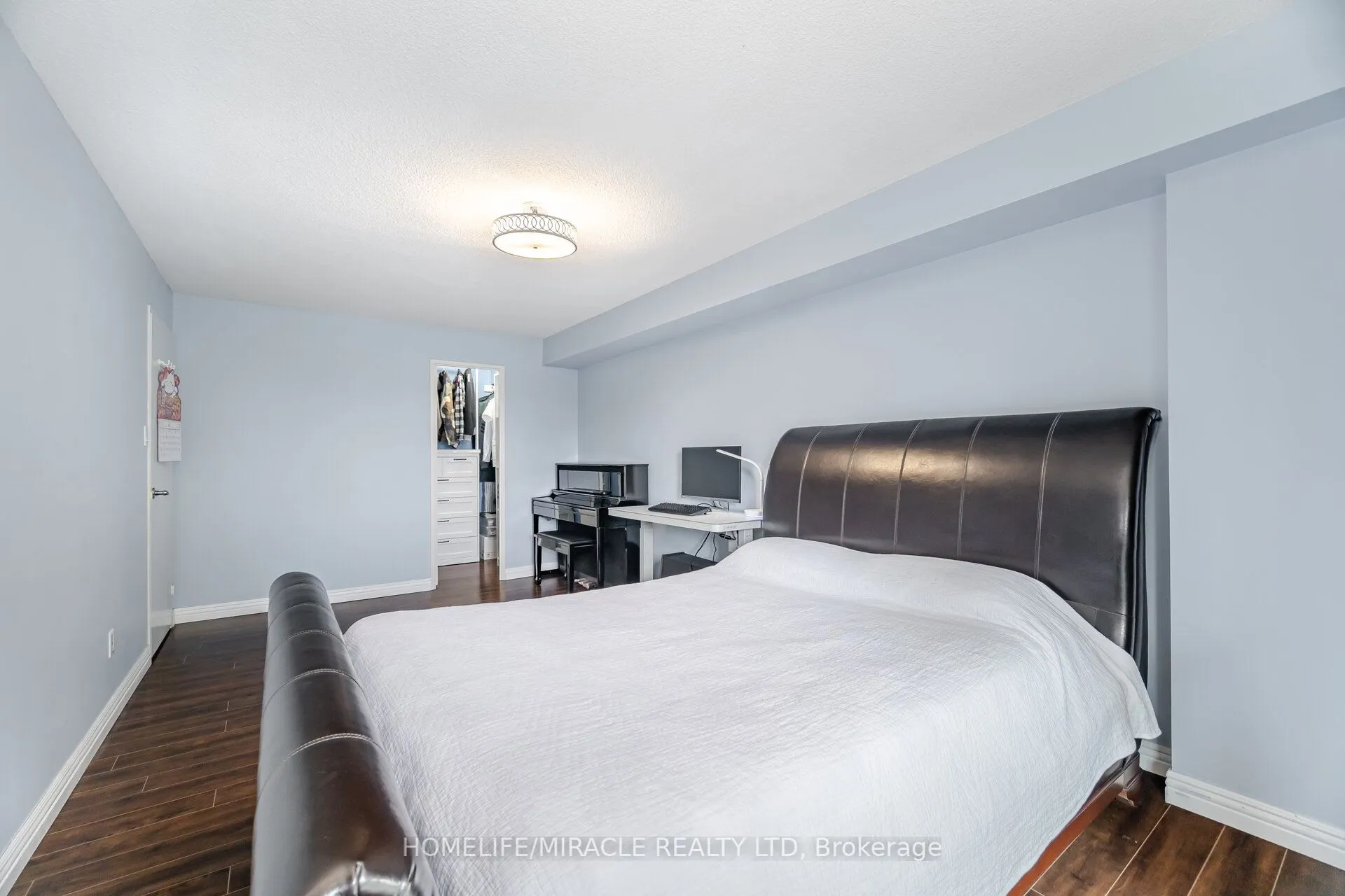 1320 Mississauga valley Boulevard, #515