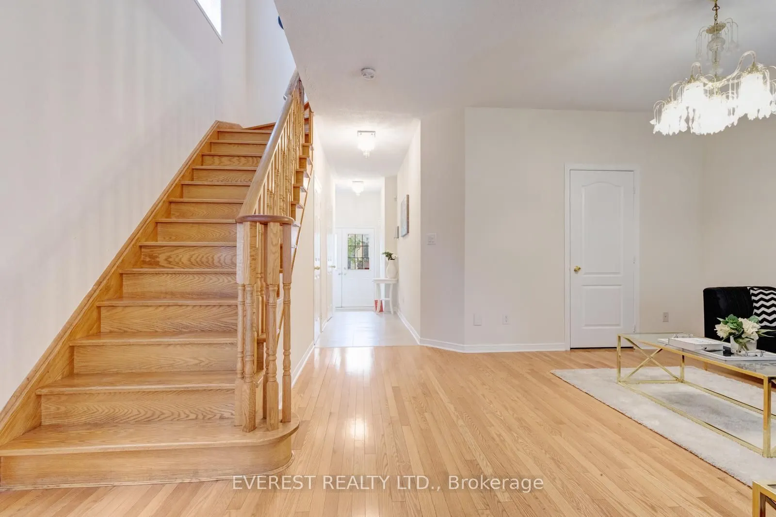 5172 Nestling Grove
