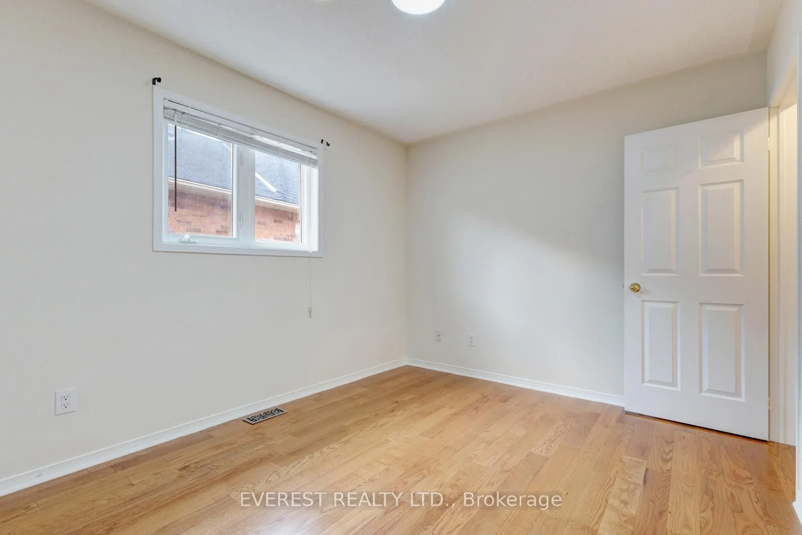 5172 Nestling Grove