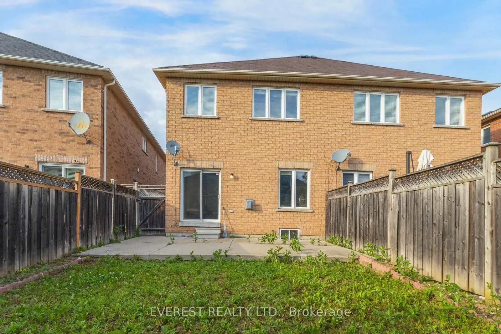 5172 Nestling Grove