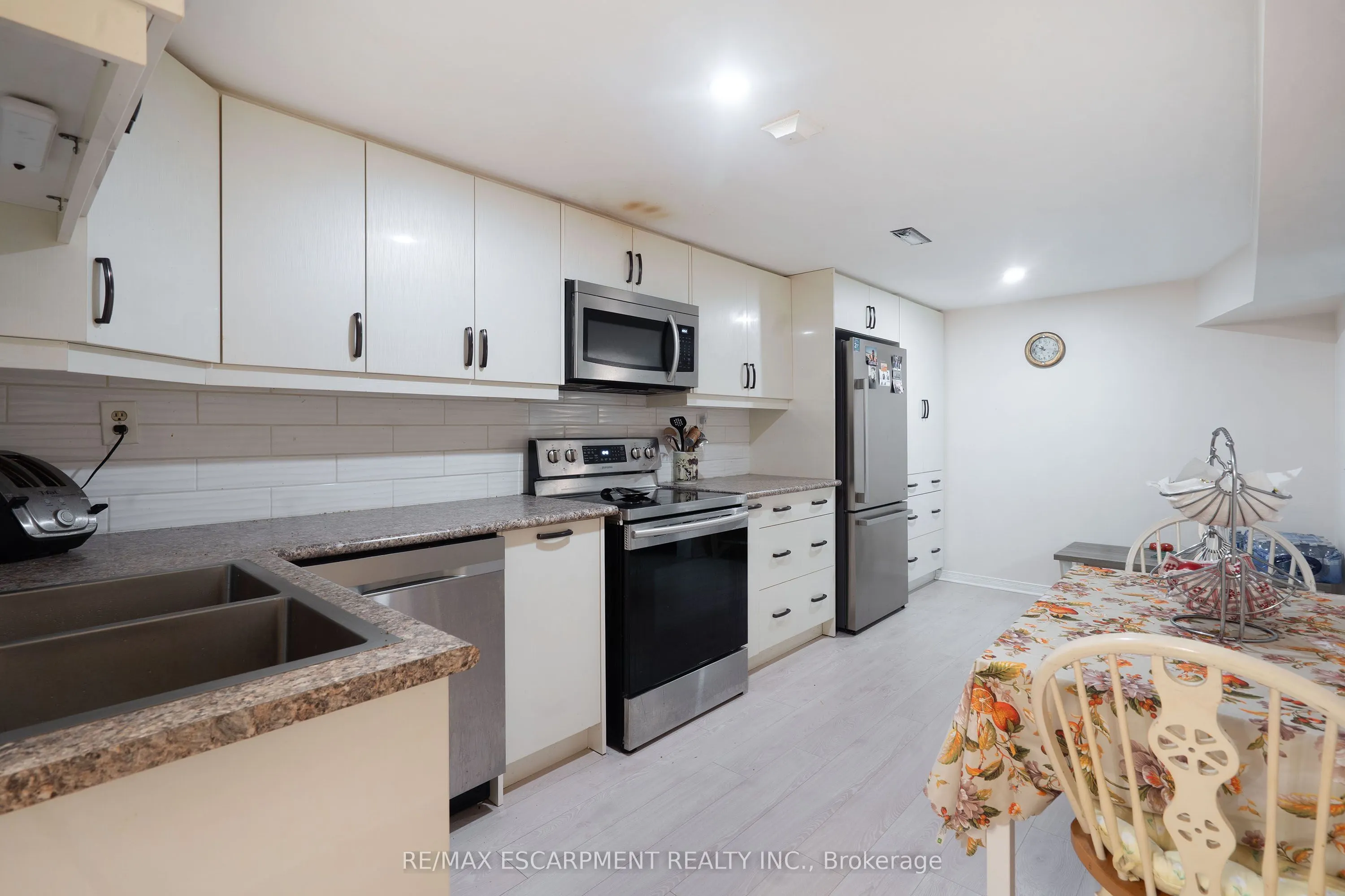 1496 Tyneburn Crescent
