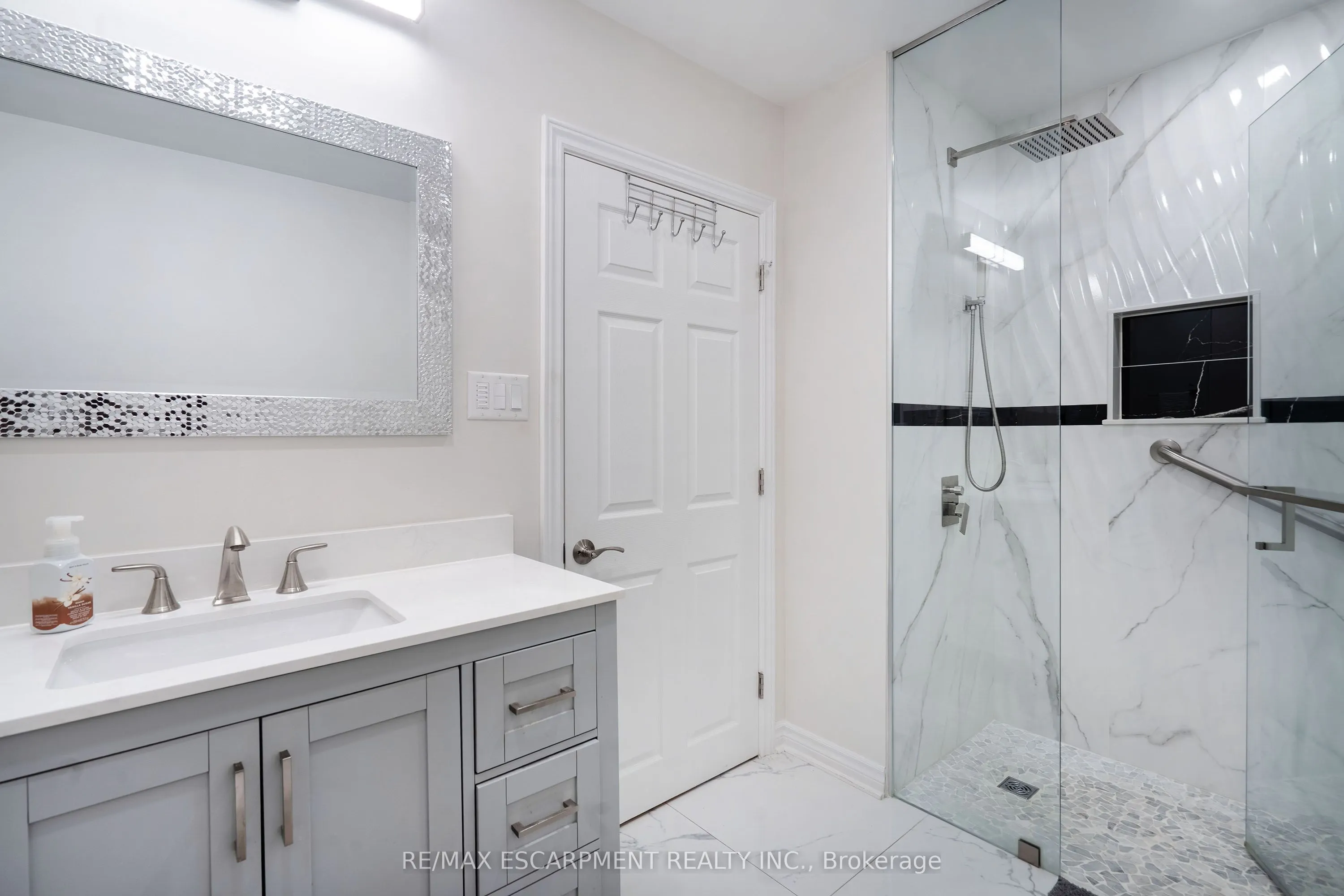 1496 Tyneburn Crescent