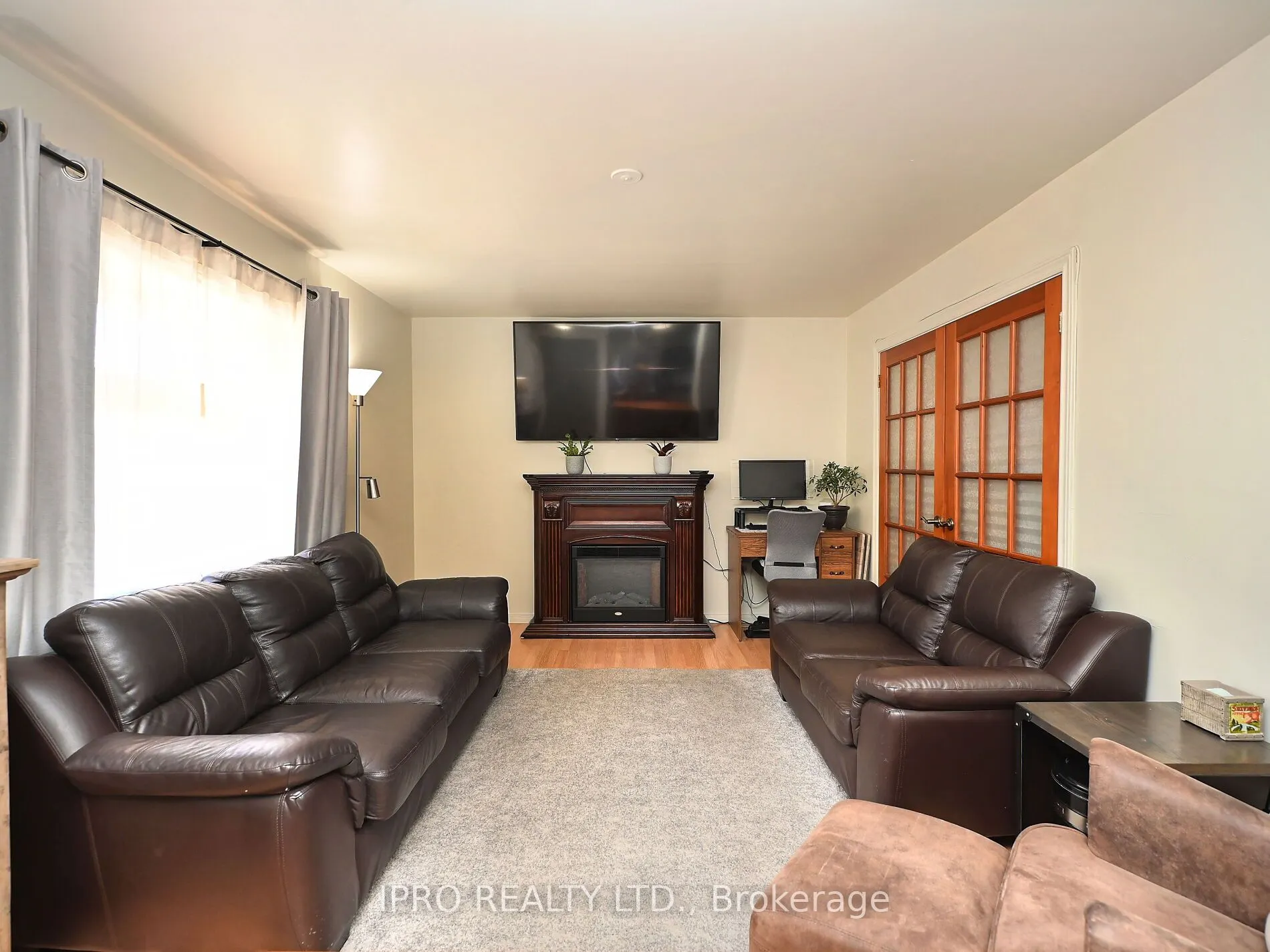 13 Avon Park Drive