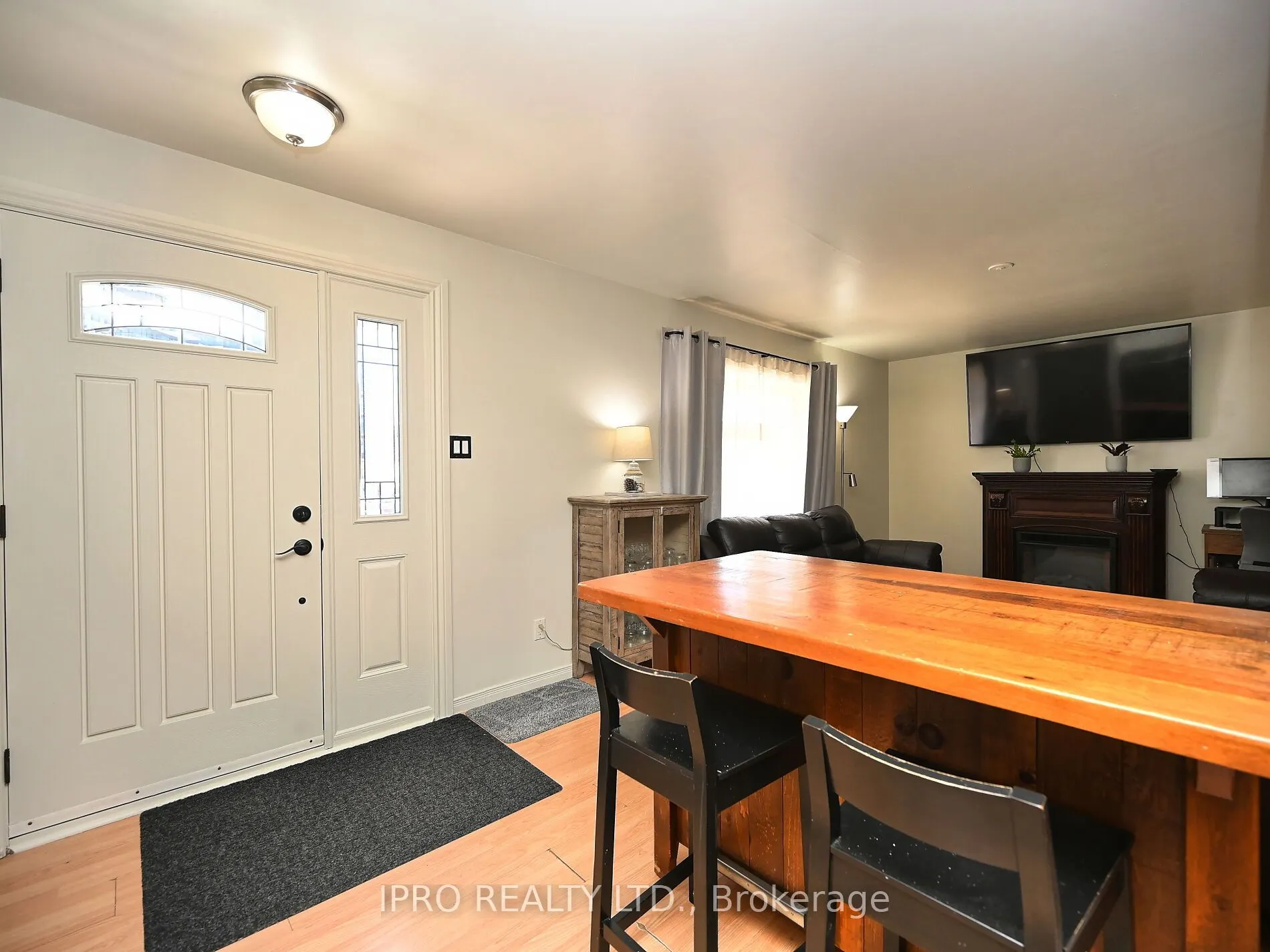 13 Avon Park Drive