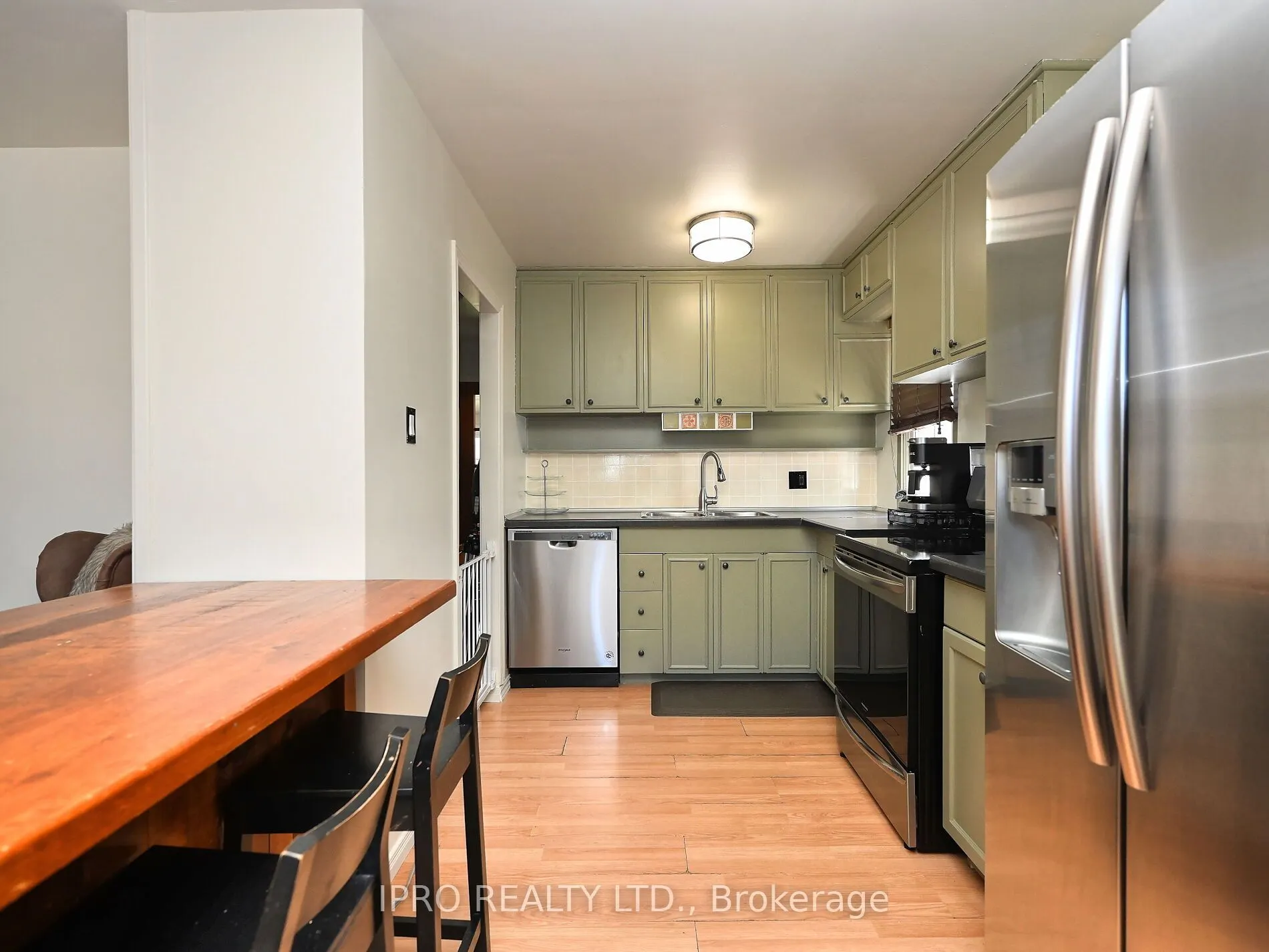 13 Avon Park Drive