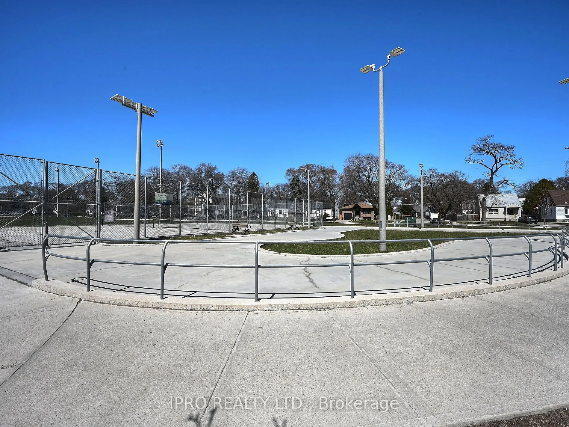 13 Avon Park Drive