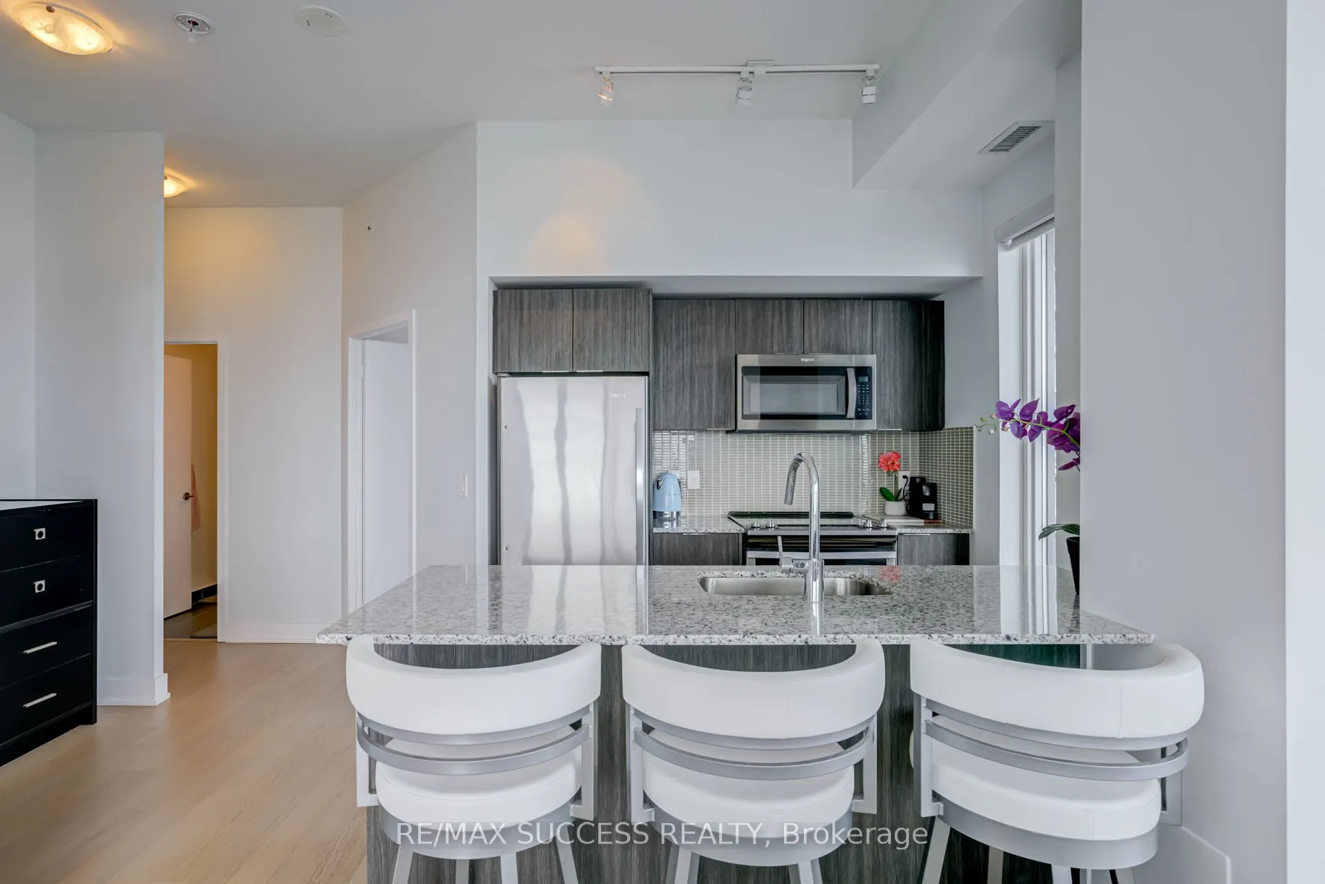 20 Shore breeze Avenue, #1807