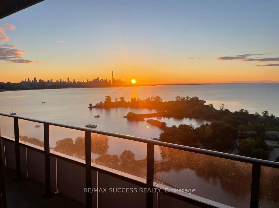 20 Shore breeze Avenue, #1807