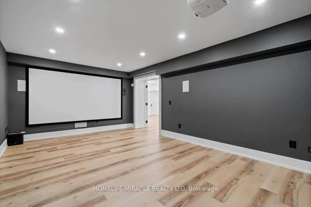 282 Maurice Drive