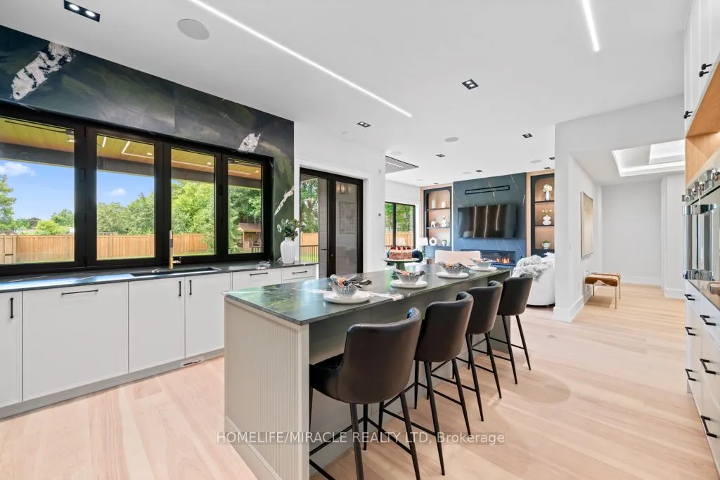 282 Maurice Drive