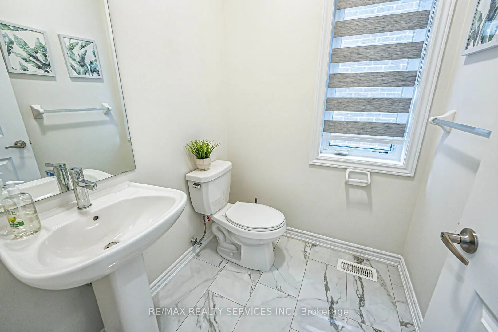 43 Rainbrook Close