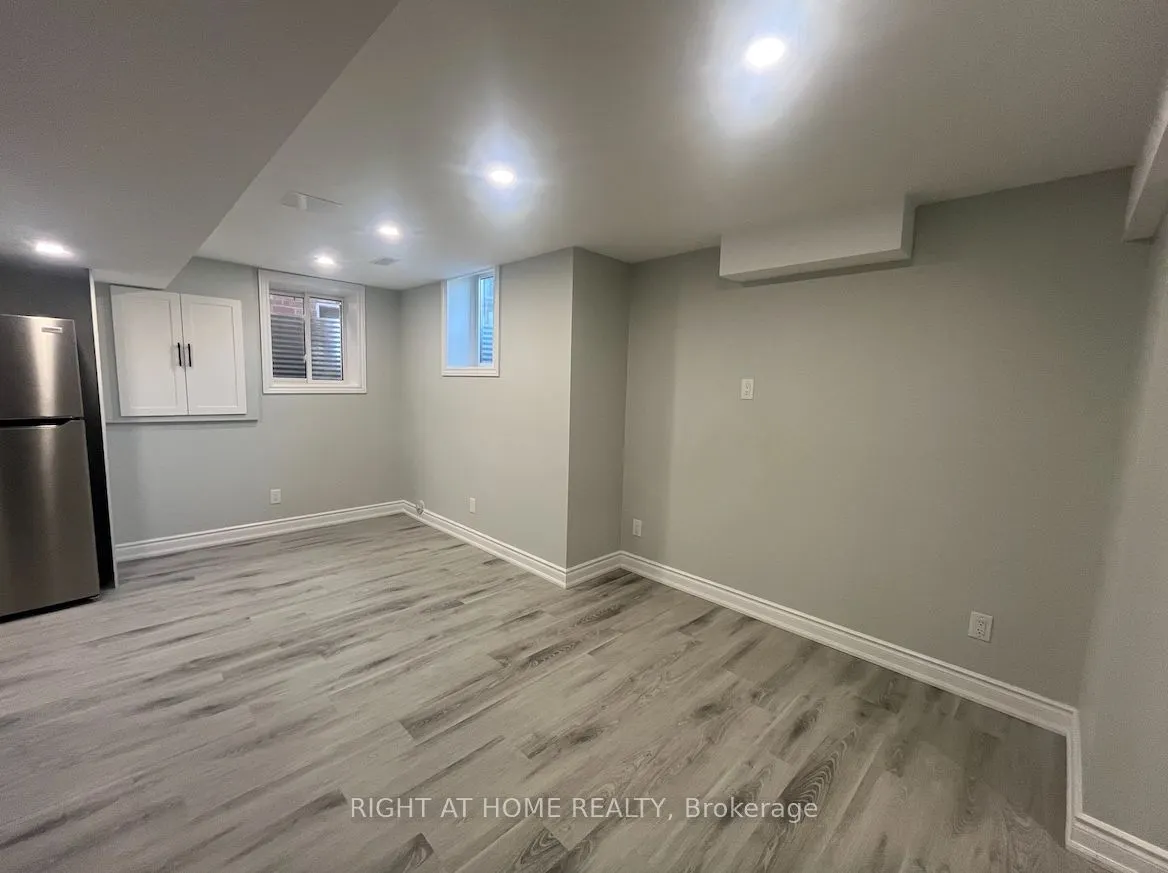 22 Amboise Crescent, #Basement