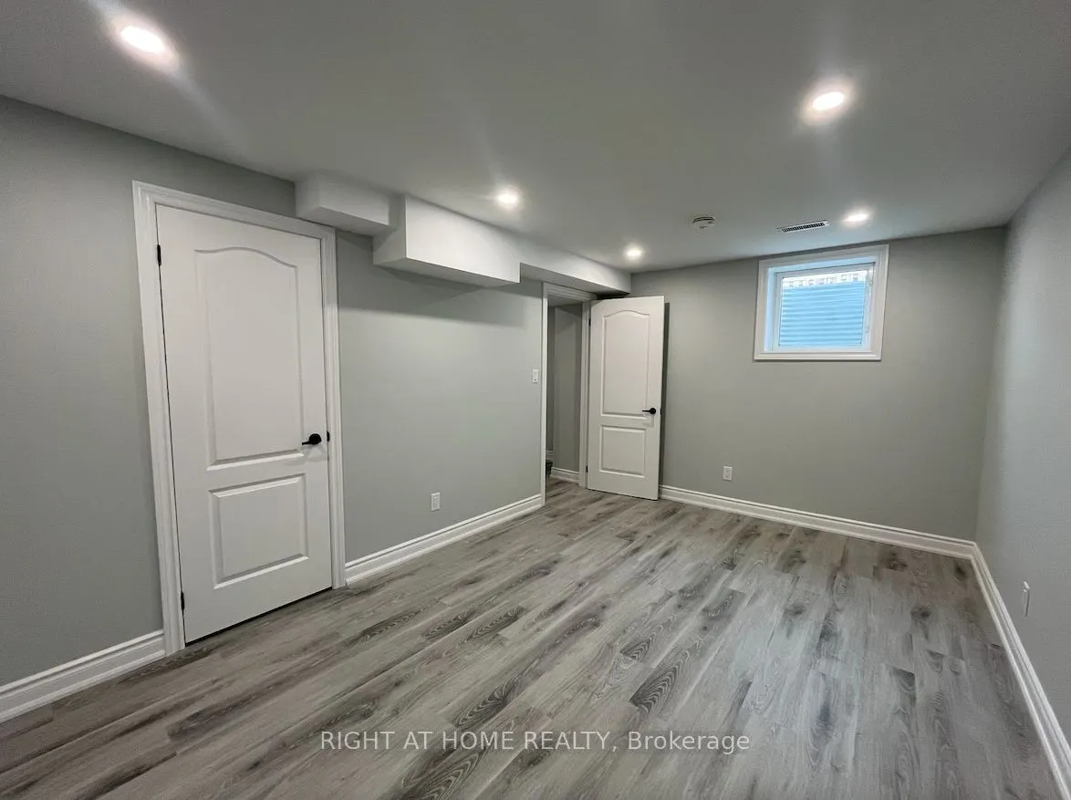 22 Amboise Crescent, #Basement