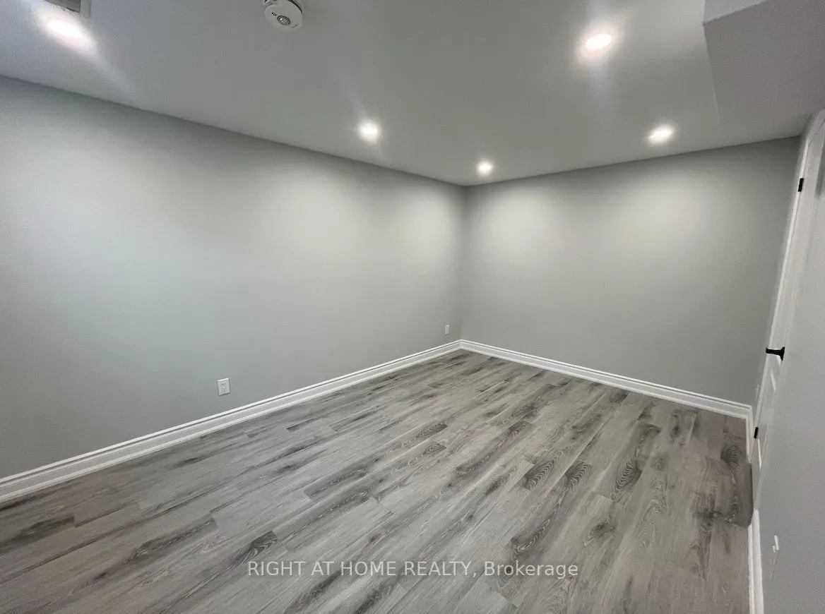 22 Amboise Crescent, #Basement