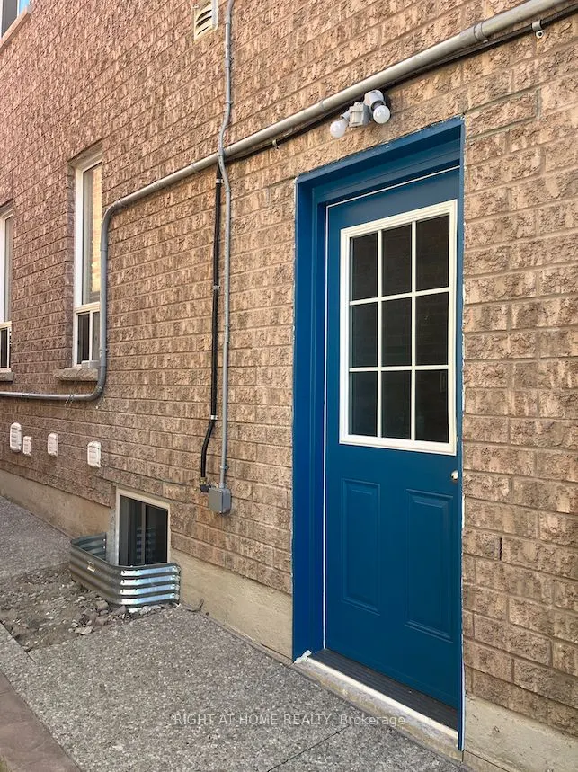 22 Amboise Crescent, #Basement