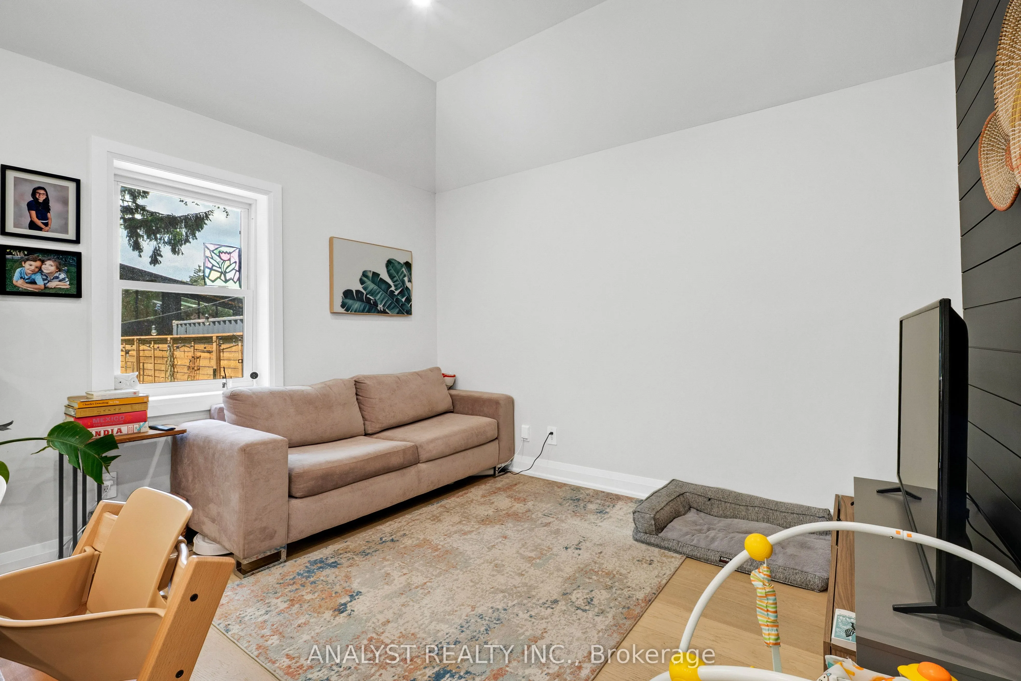 42 Smithfield Drive
