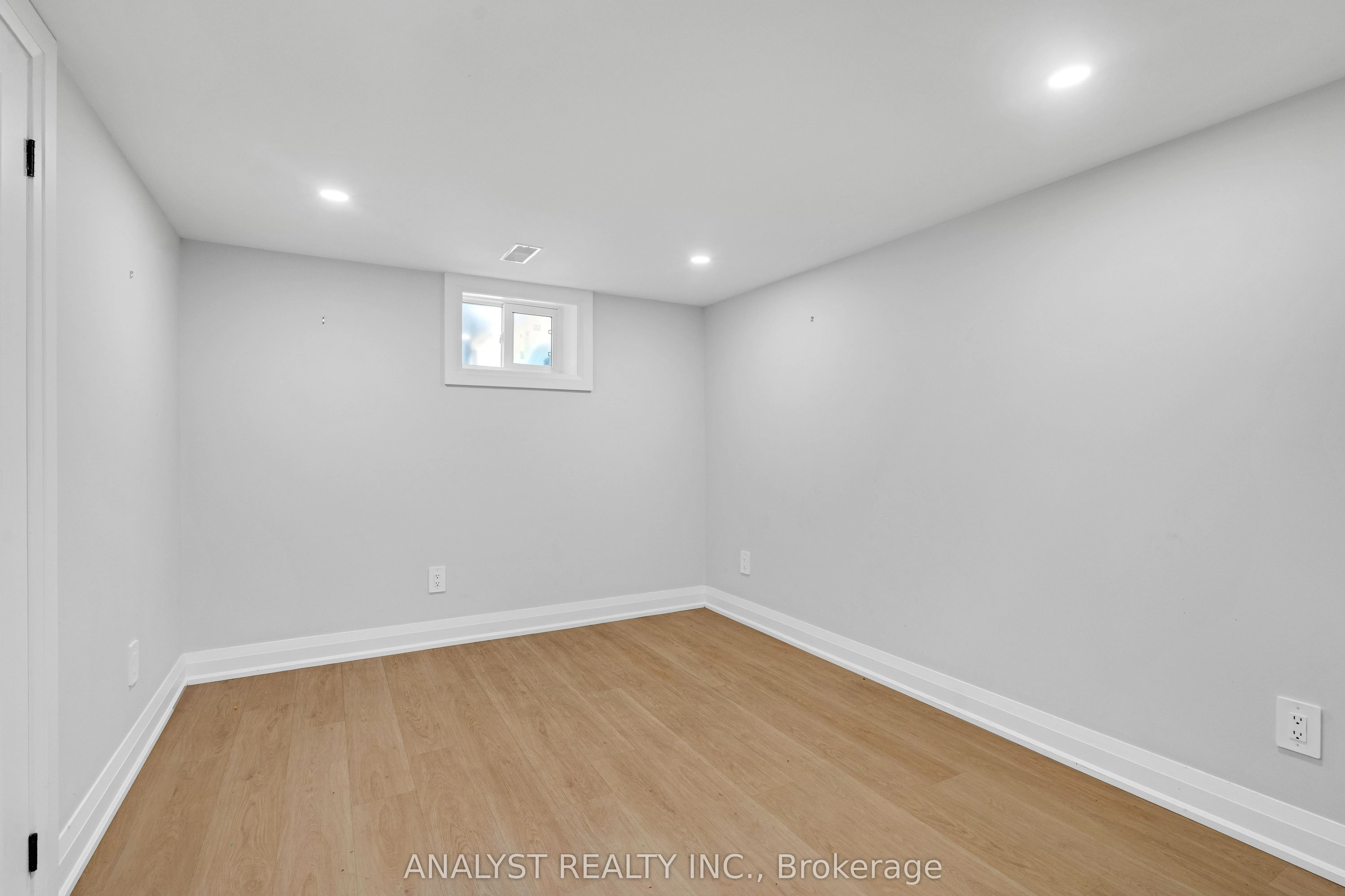 42 Smithfield Drive