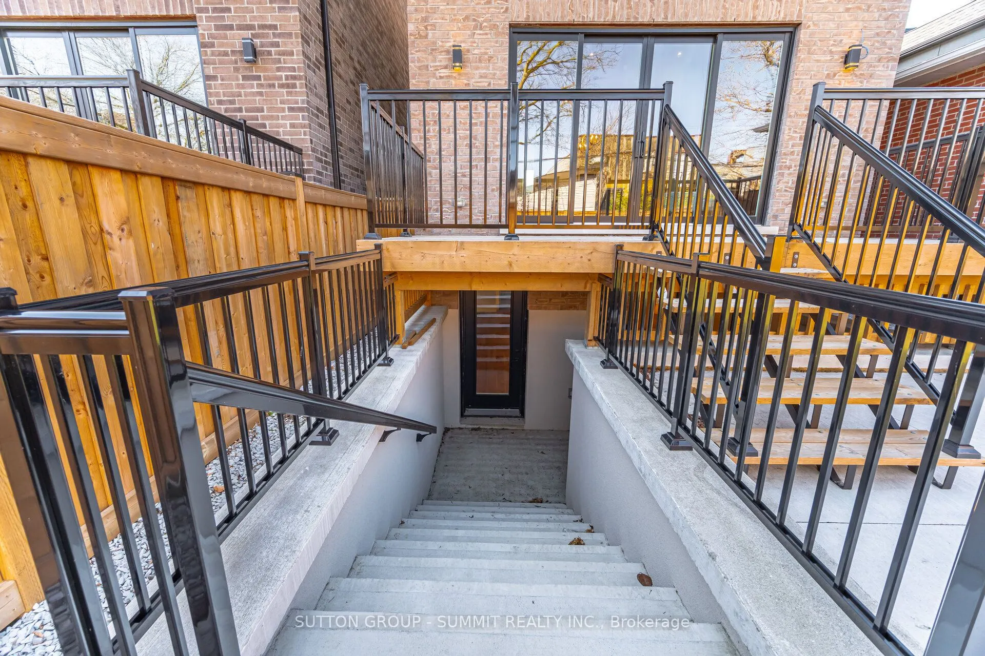 62 Ash Crescent