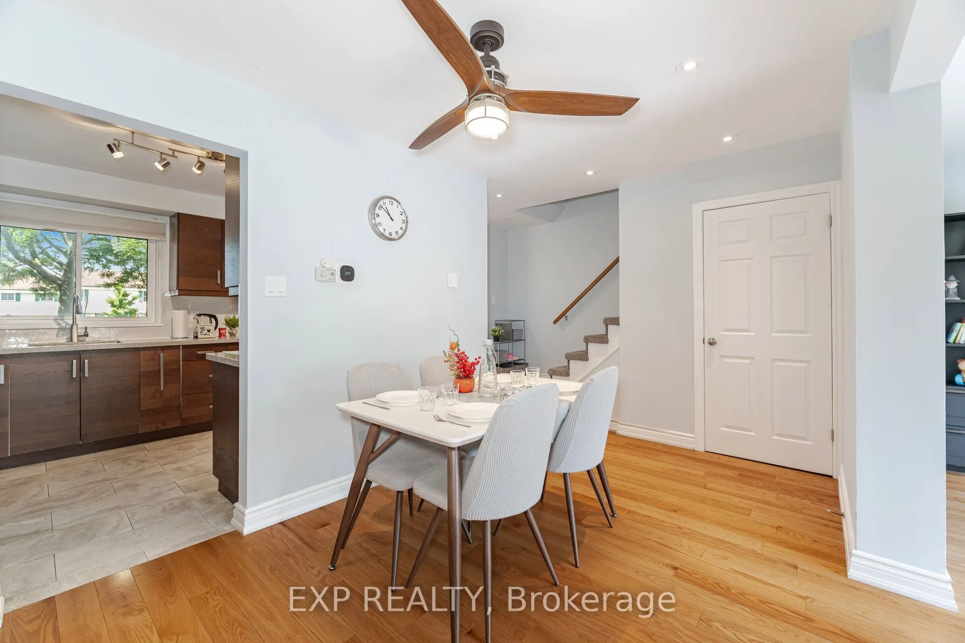 2779 Gananoque Drive, #32