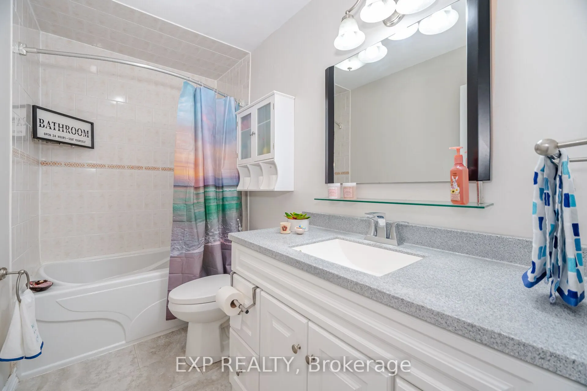 2779 Gananoque Drive, #32