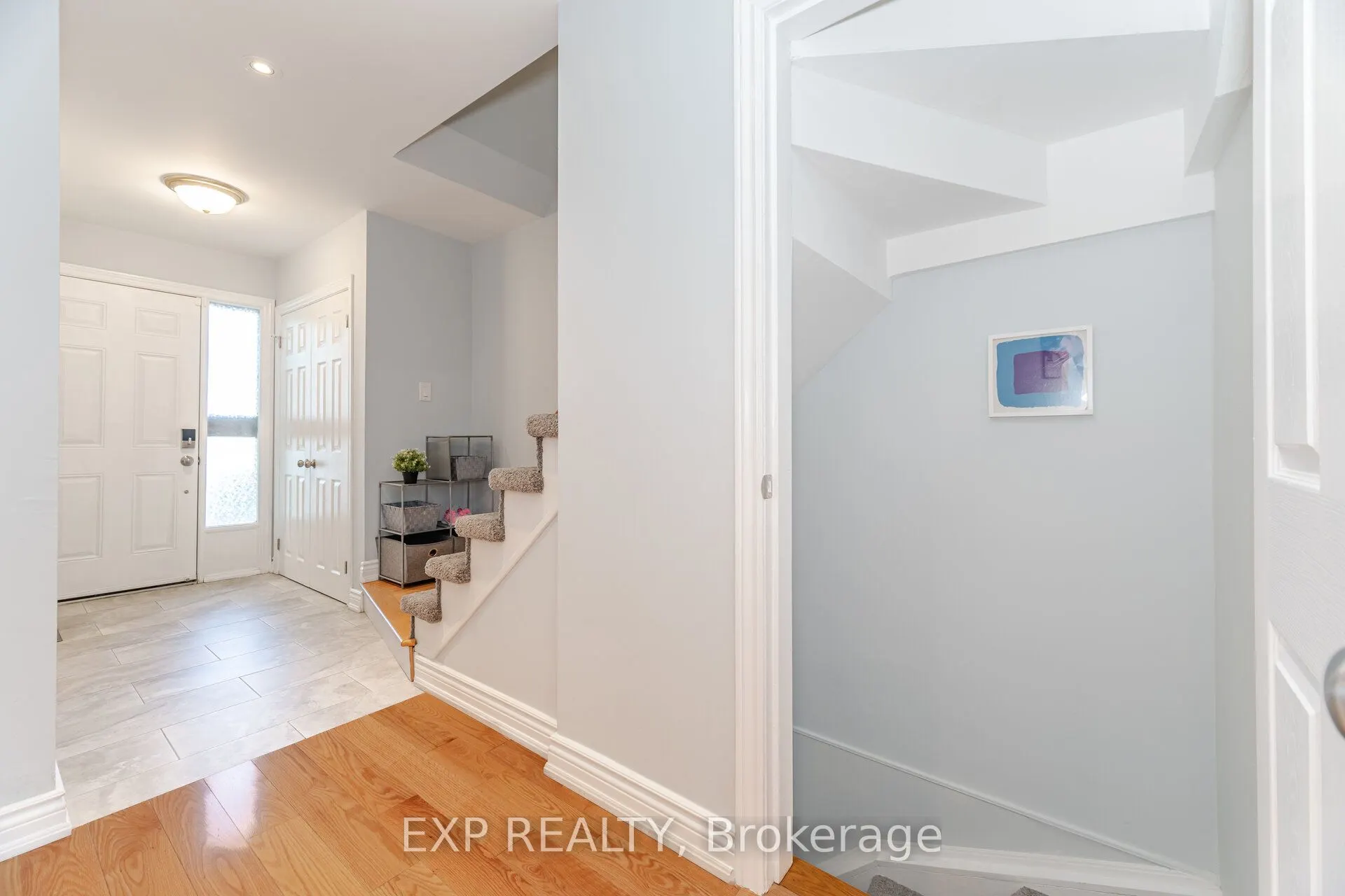 2779 Gananoque Drive, #32