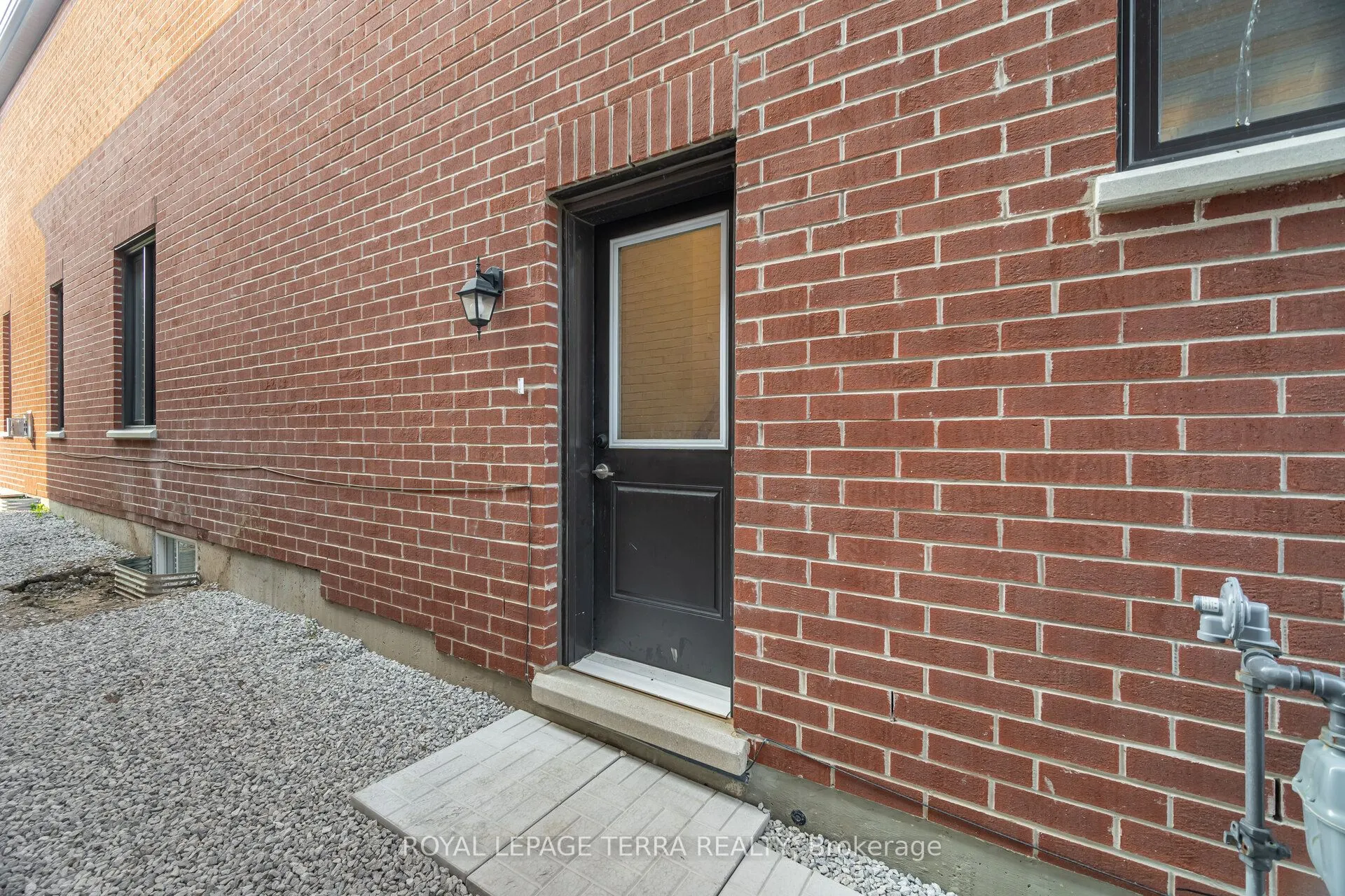 18 Gladmary Drive