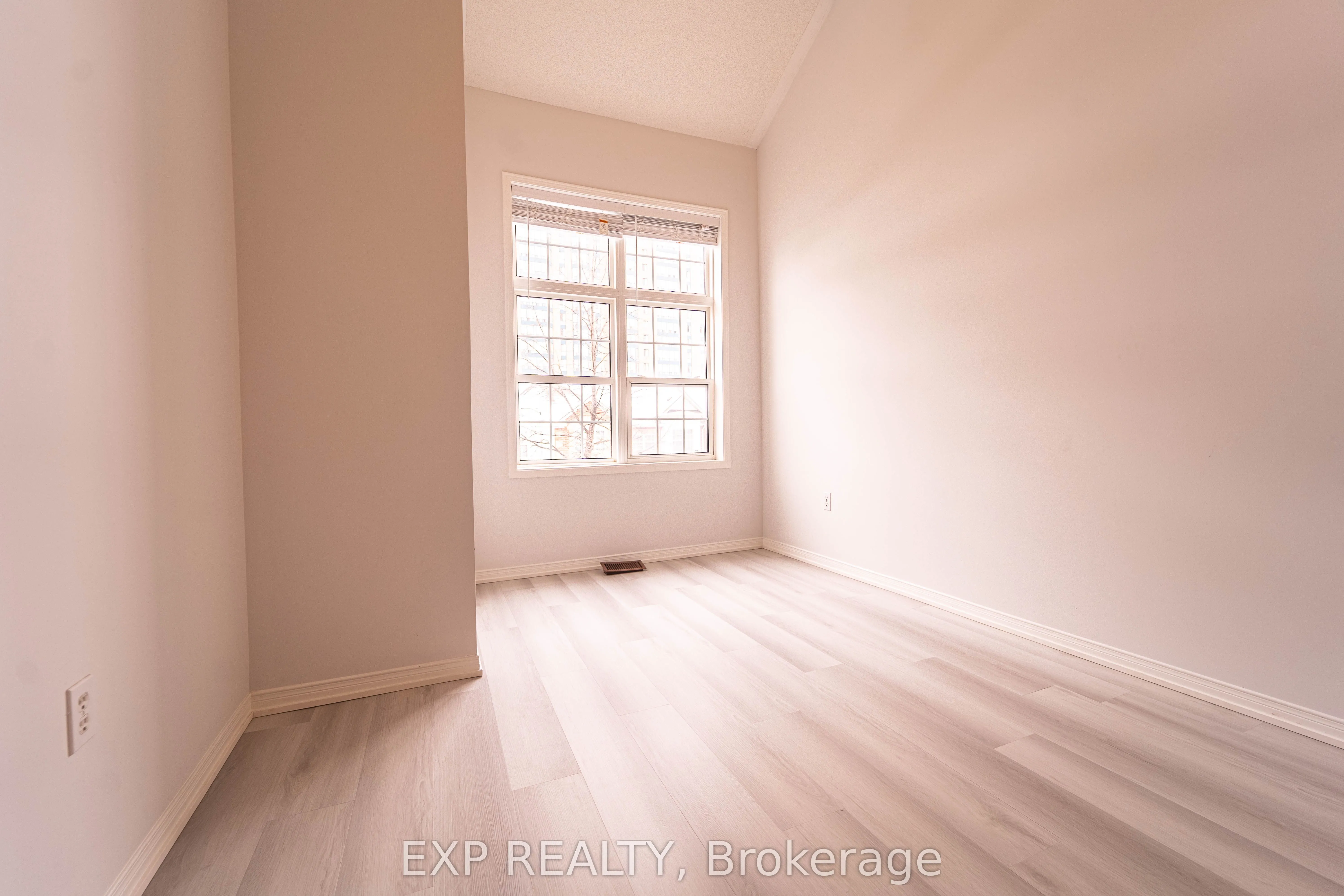 199 Hillcrest Avenue, #26