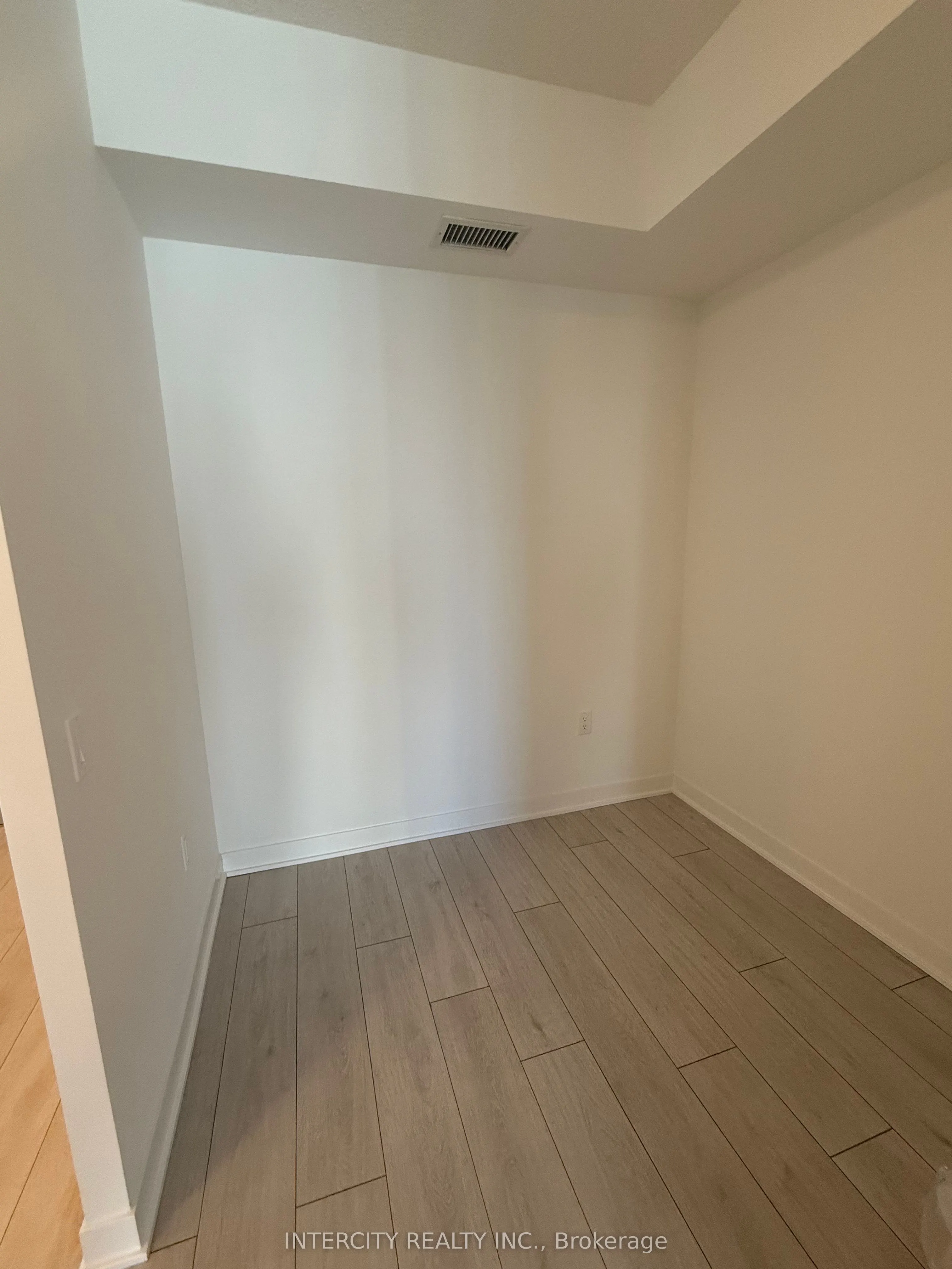 260 Malta Avenue, #2112