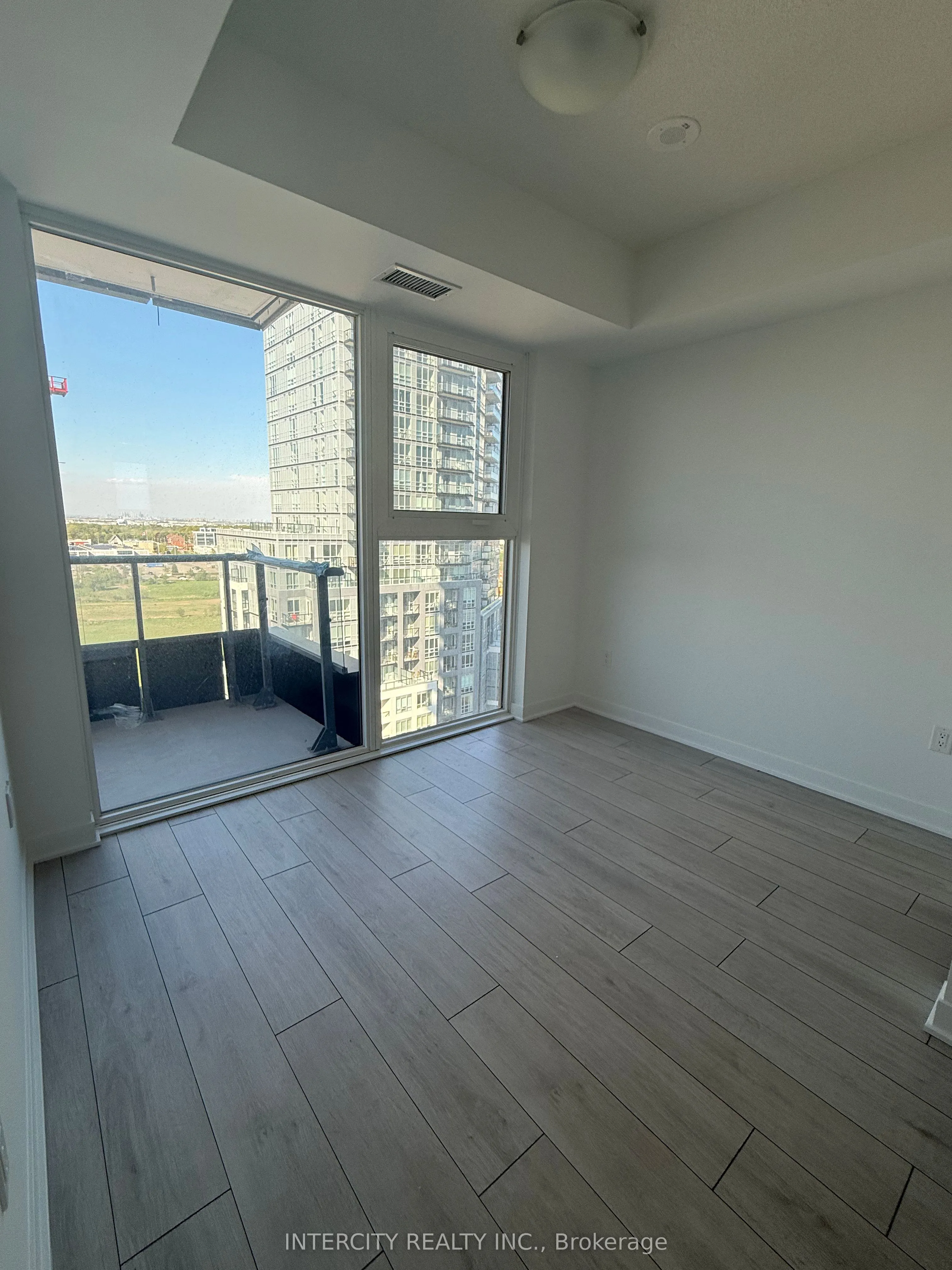 260 Malta Avenue, #2112