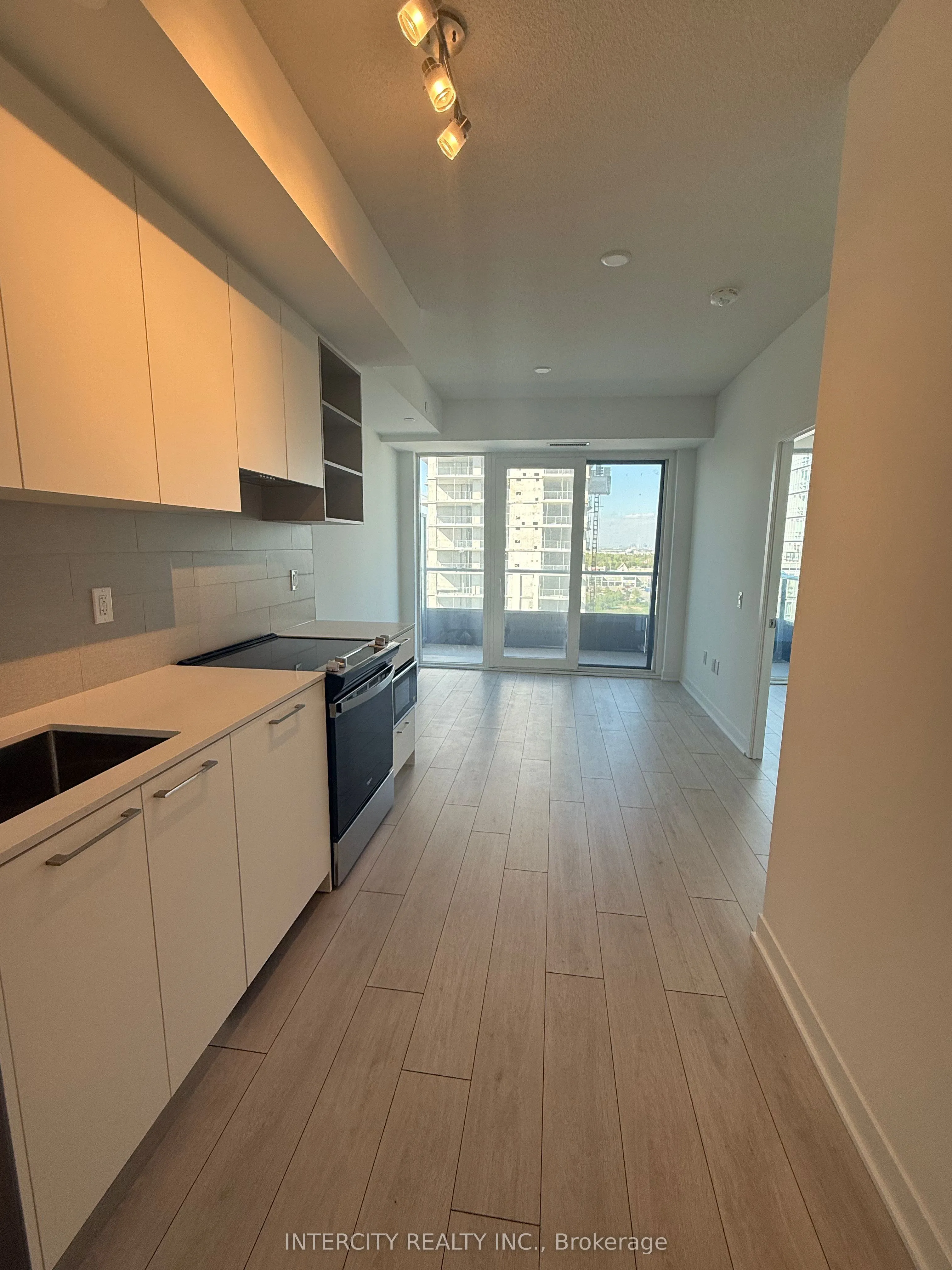 260 Malta Avenue, #2112